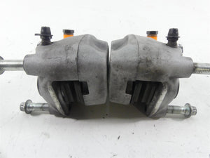 2005 Harley Touring CVO FLHTCSE Electra Glide Front Brake Caliper Set 44382-99C | Mototech271
