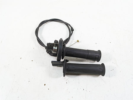2007 BMW R1200GS K255 Adv Heated Hand Grips Throttle Cable Set 61317727067 {{ shop.shopifyCountryName }} - Mototech271