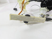 Load image into Gallery viewer, 2021 Harley Touring FLTRX Road Glide Fuel Gas Petrol Pump - Read 75069-08D
