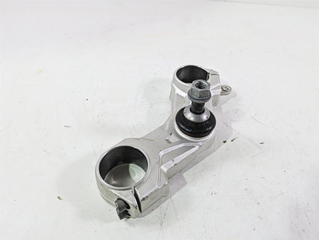 2021 BMW R1250GS K51 Adv Lower Triple Tree Steering Clamp 31429443337 {{ shop.shopifyCountryName }} - Mototech271