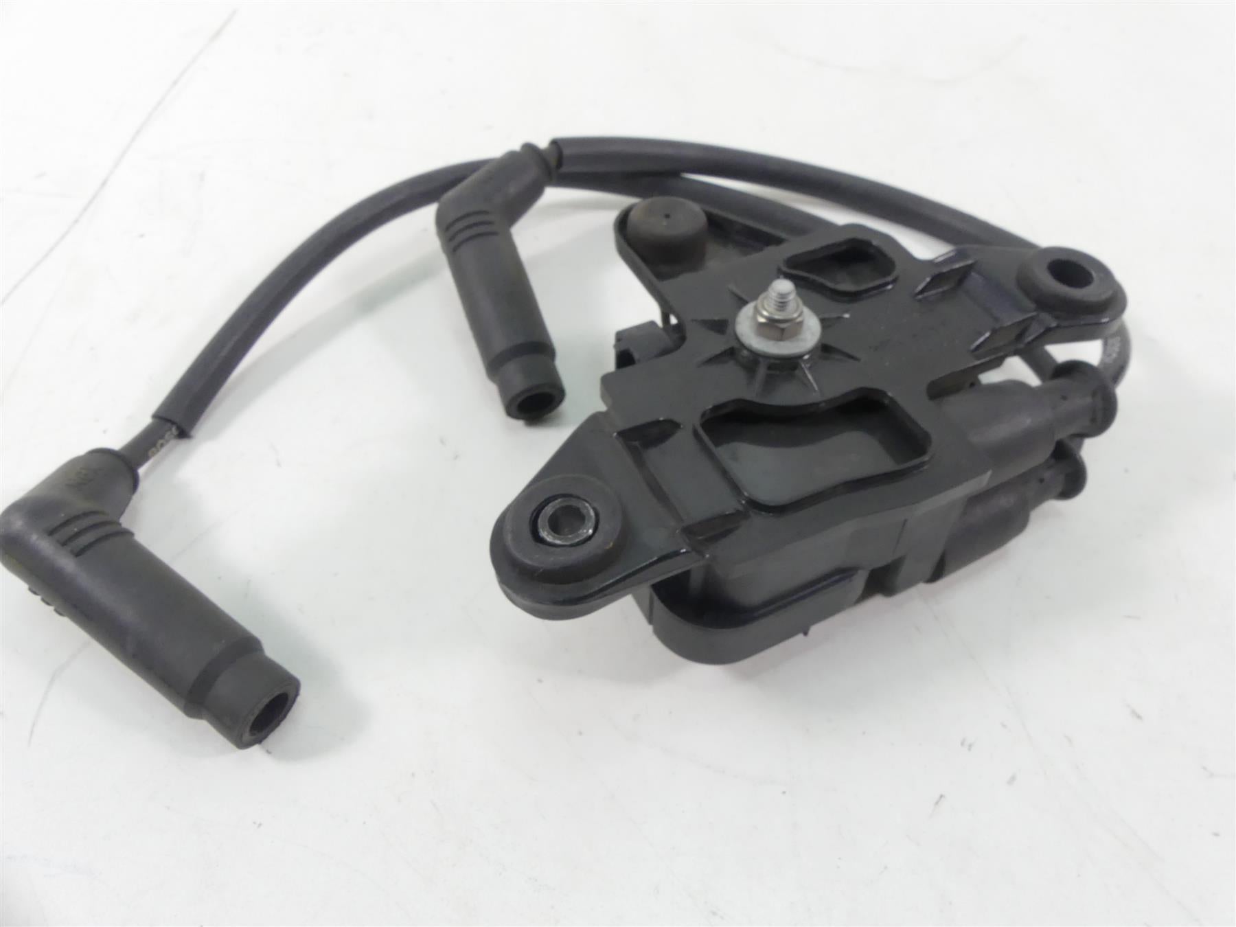 2004 Aprilia RSV1000 R Mille Ignition Coil Wire Plug Set AP0266070 {{ shop.shopifyCountryName }} - Mototech271