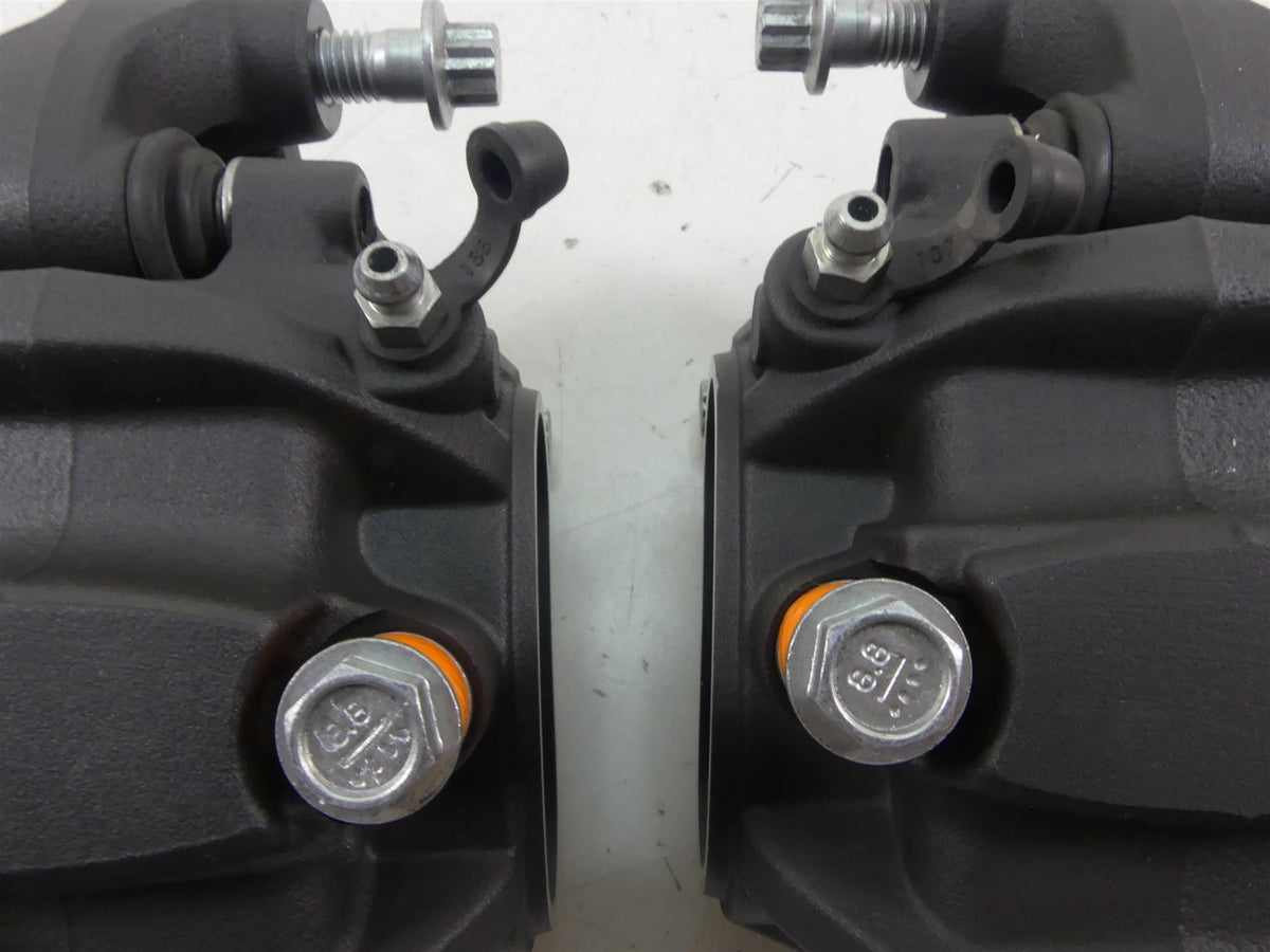 2020 Harley XL1200 CX Sportster Roadster Front Brake Calipers 41300010 41300032 {{ shop.shopifyCountryName }} - Mototech271