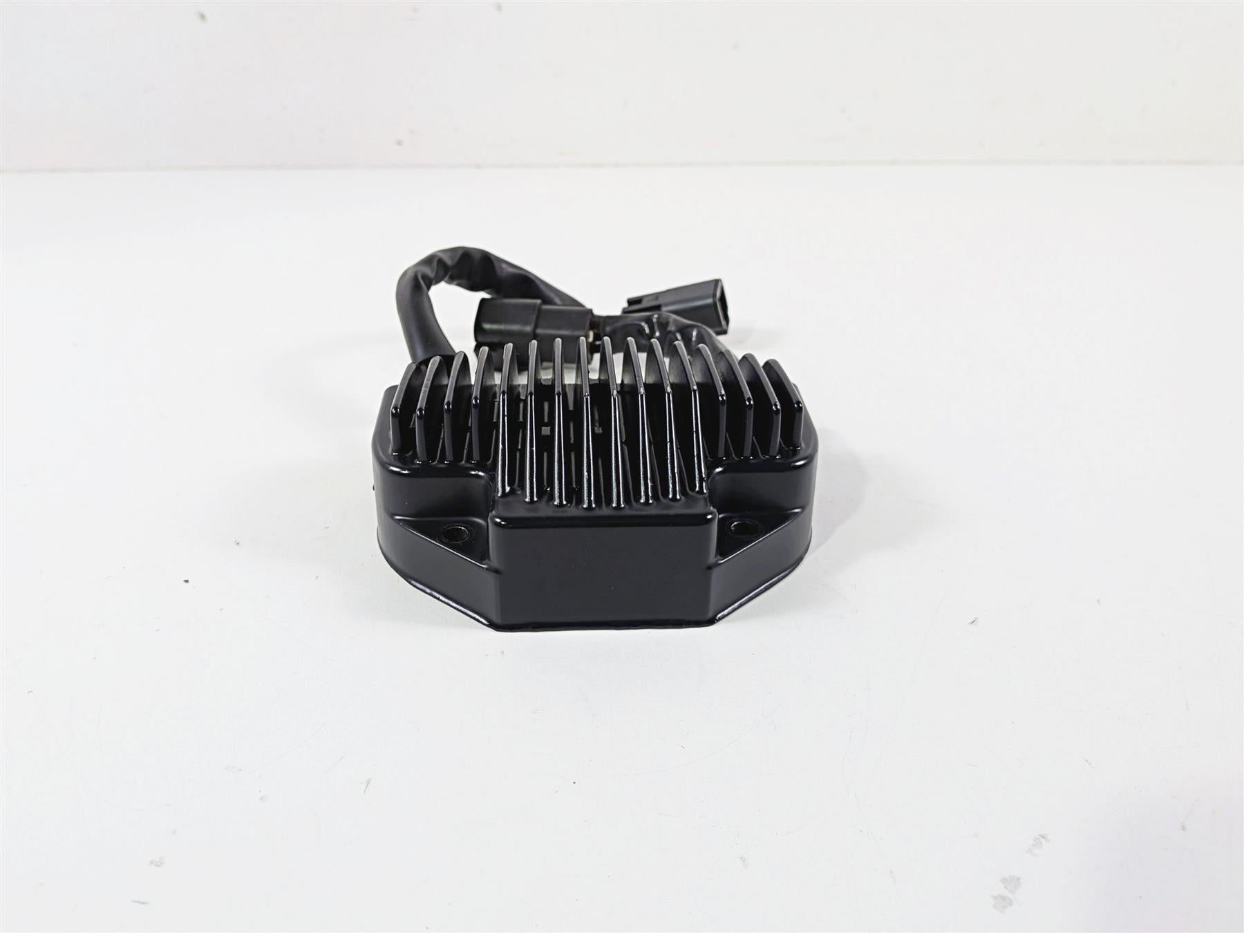 2006 Harley Davidson Dyna FXDBI Street Bob Rectifier Voltage Regulator 74631-06 {{ shop.shopifyCountryName }} - Mototech271