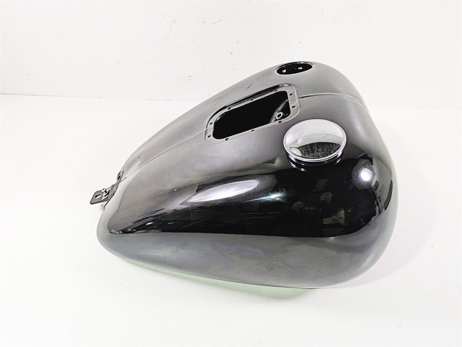 2014 Harley FLS Softail Slim Fuel Gas Petrol Tank Reservoir - Dent 61625-11 {{ shop.shopifyCountryName }} - Mototech271