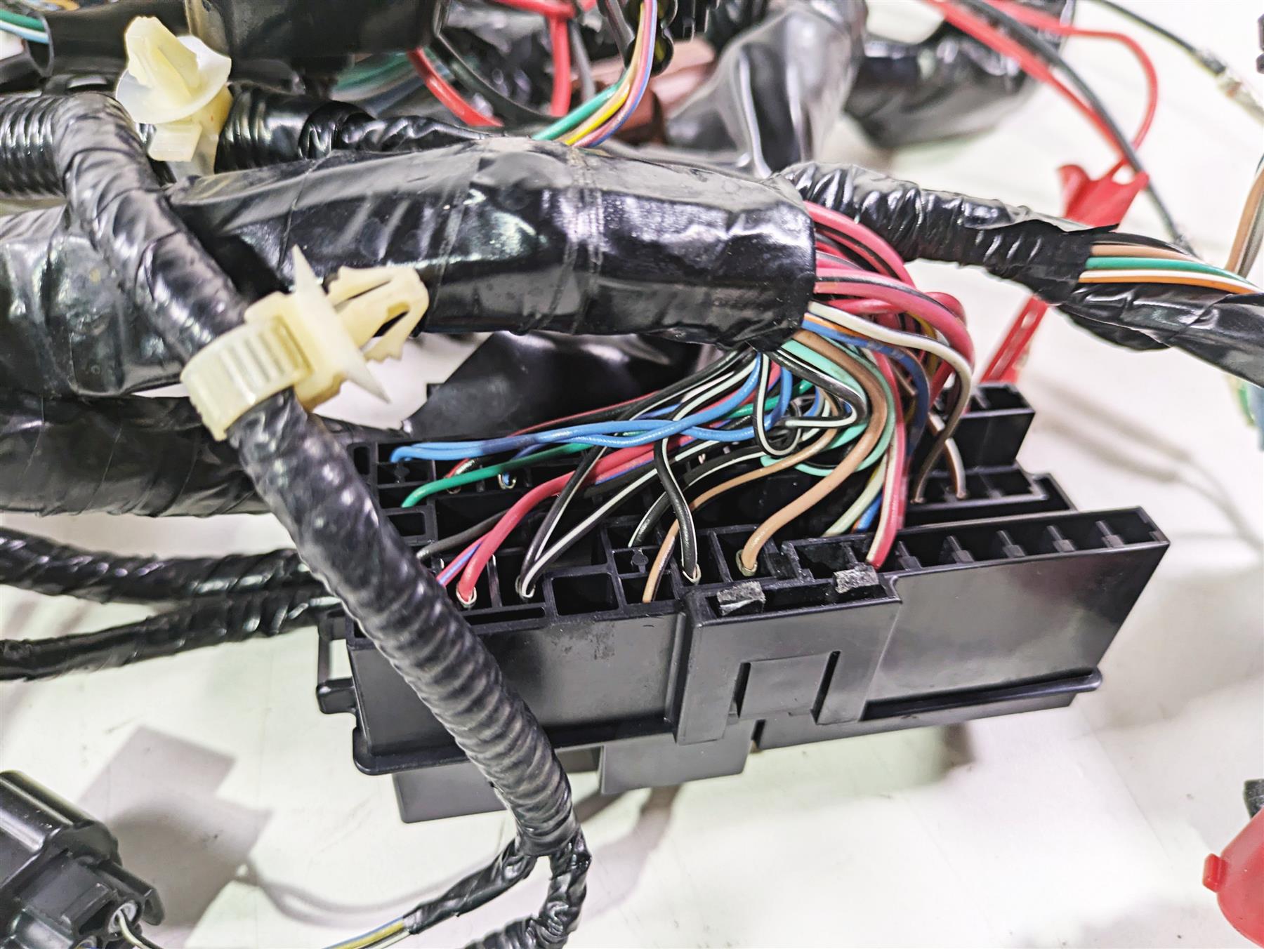 2017 Honda CBR600RR Wiring Harness Loom -For Parts 32100-MJC-A00 {{ shop.shopifyCountryName }} - Mototech271