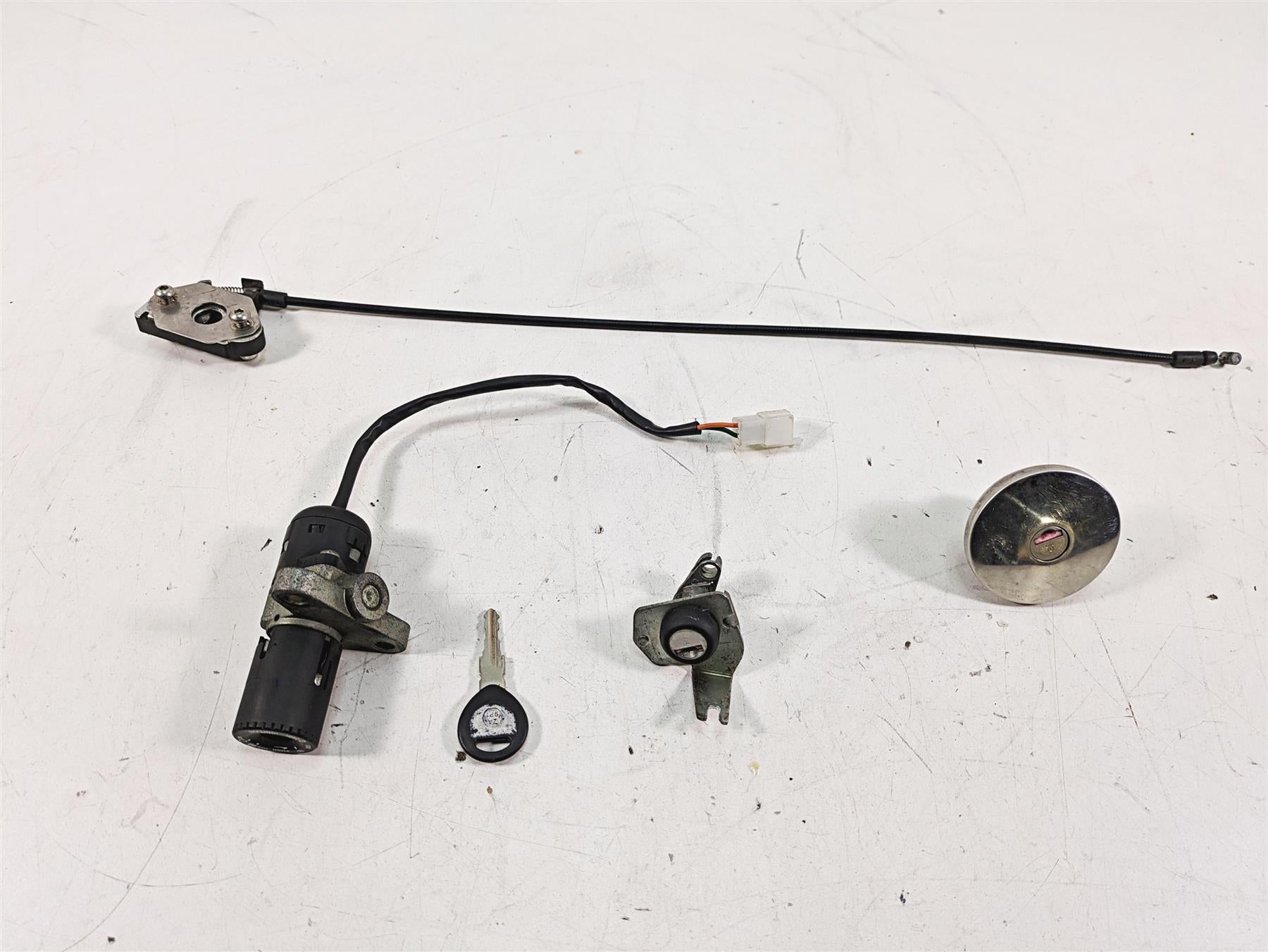 2013  Moto Guzzi V7 750 Stone Ignition Switch Key Lock Set GU32782510 883477 | Mototech271
