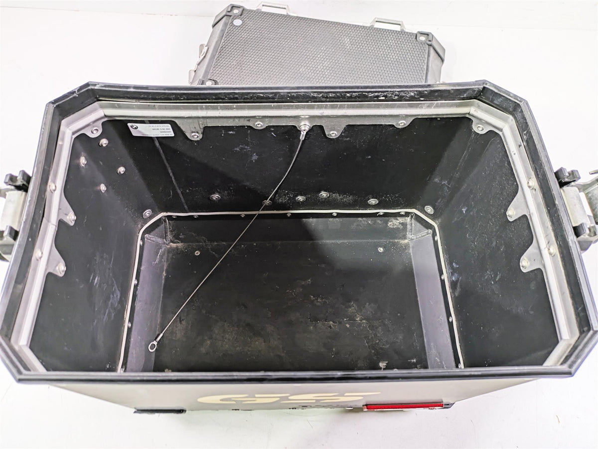 2021 BMW R1250GS K51 Adv Left Saddlebag Saddle Bag Tour Case Damaged 77412472175 {{ shop.shopifyCountryName }} - Mototech271