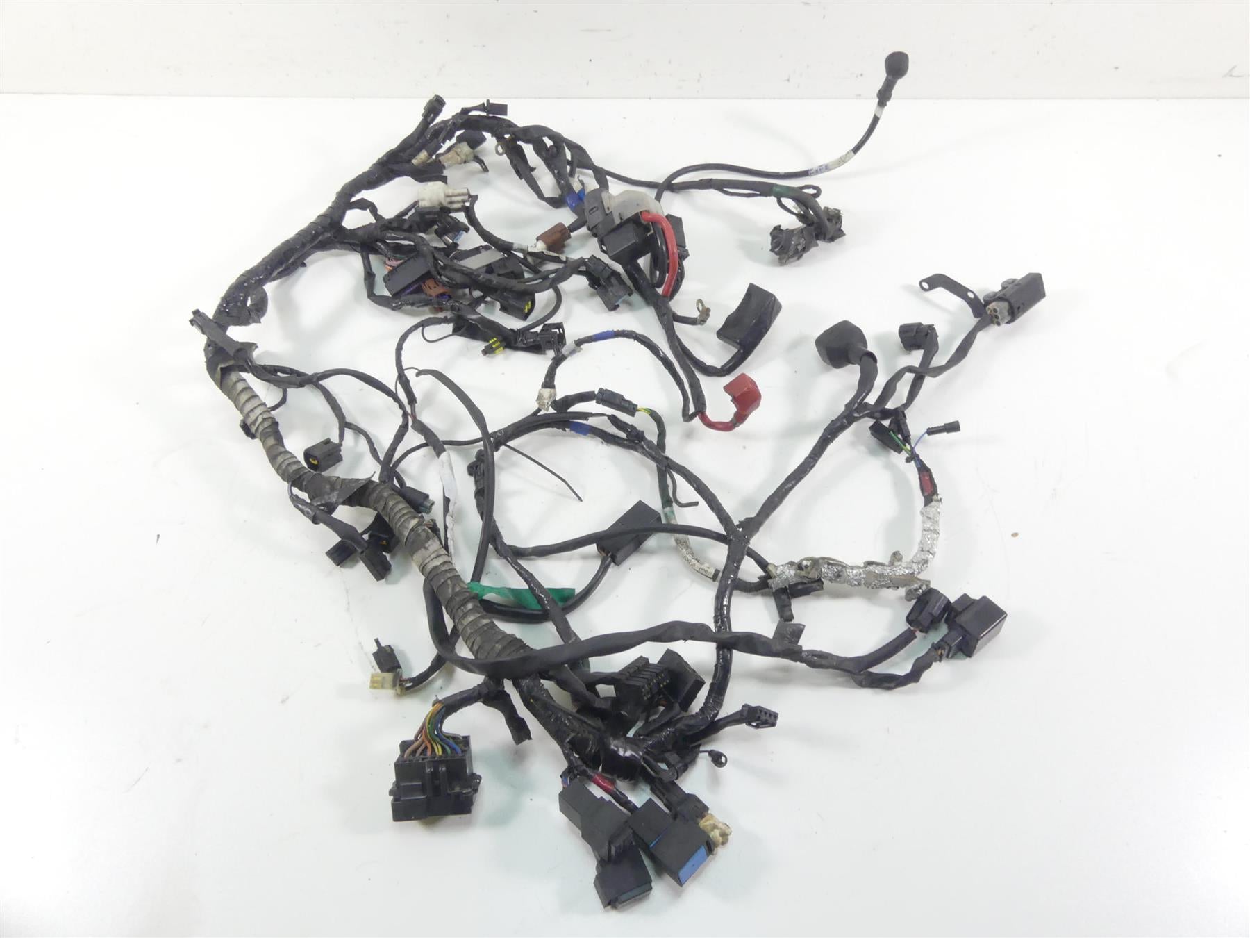 2006 Triumph Daytona 675 Main Wiring Harness Loom -For Parts -Read T2501668 {{ shop.shopifyCountryName }} - Mototech271