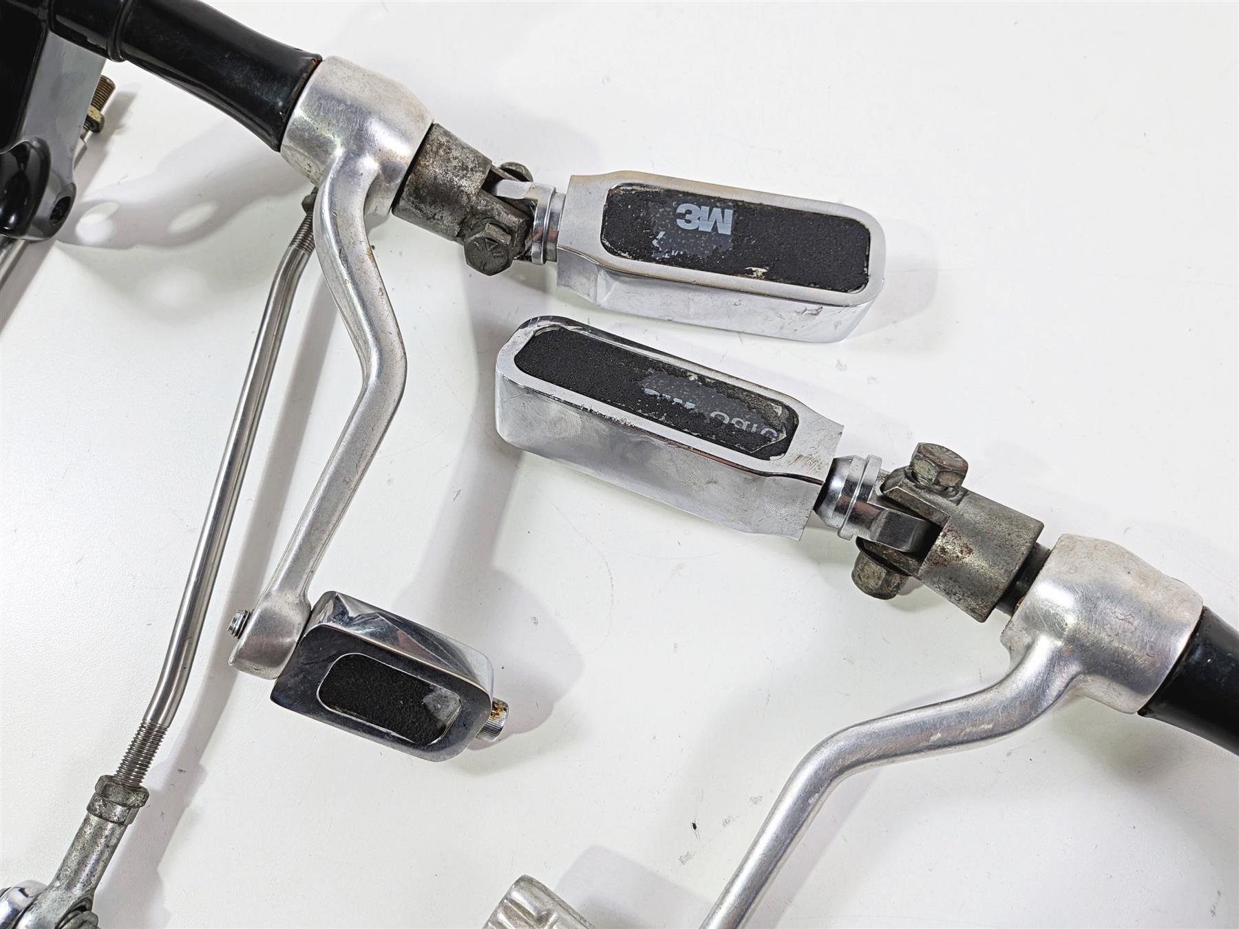 2003 Harley Sportster XL1200 Front Footpeg Shift Brake Lever Set 50951-90 {{ shop.shopifyCountryName }} - Mototech271