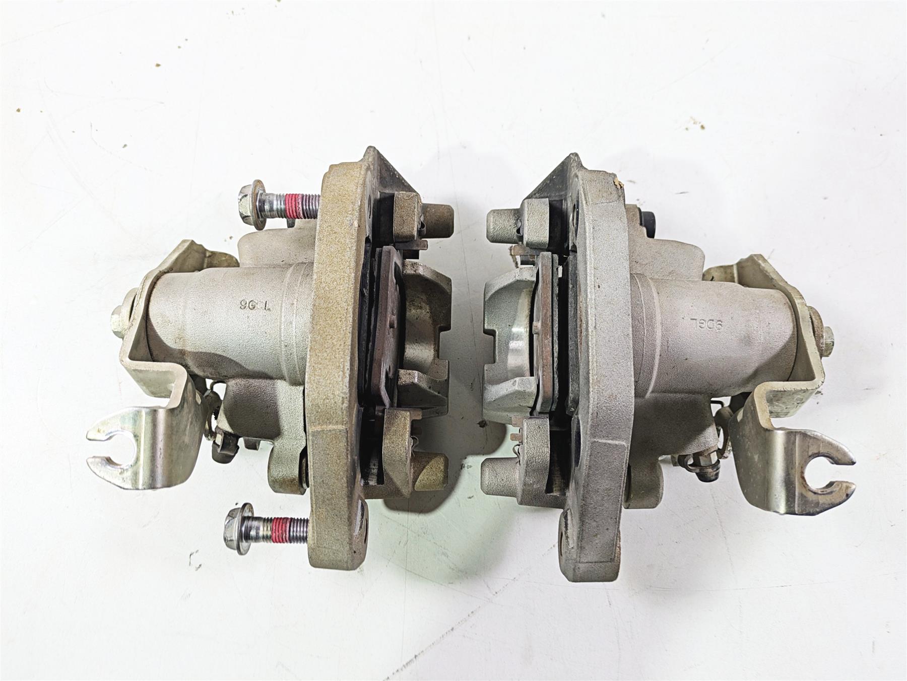 2020 Kawasaki Teryx KRX KRF 1000 Rear Bake Caliper Set 43080-0223 43080-0224 {{ shop.shopifyCountryName }} - Mototech271
