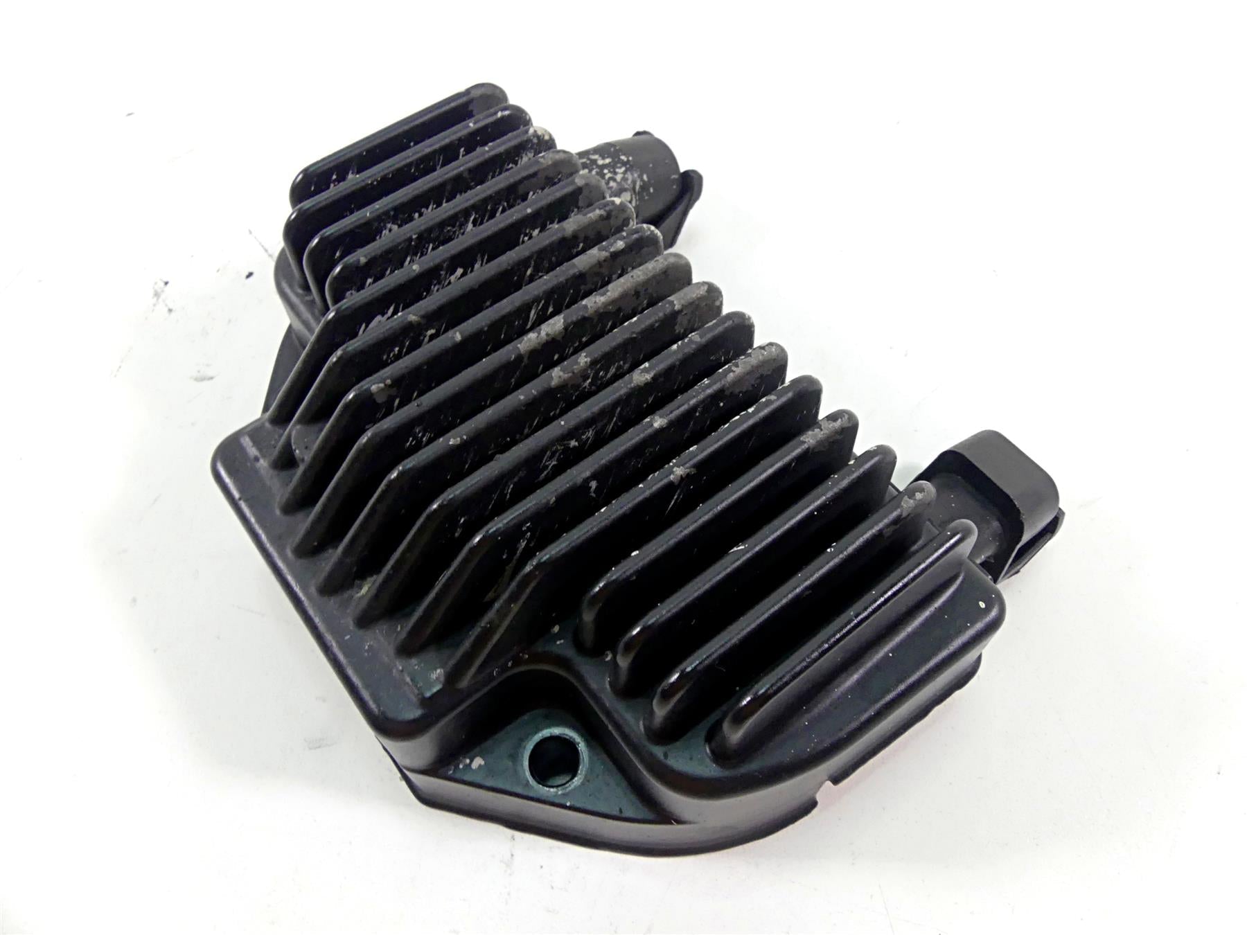 2014 Harley Dyna FXDB Street Bob Rectifier Voltage Regulator 74631-08A {{ shop.shopifyCountryName }} - Mototech271