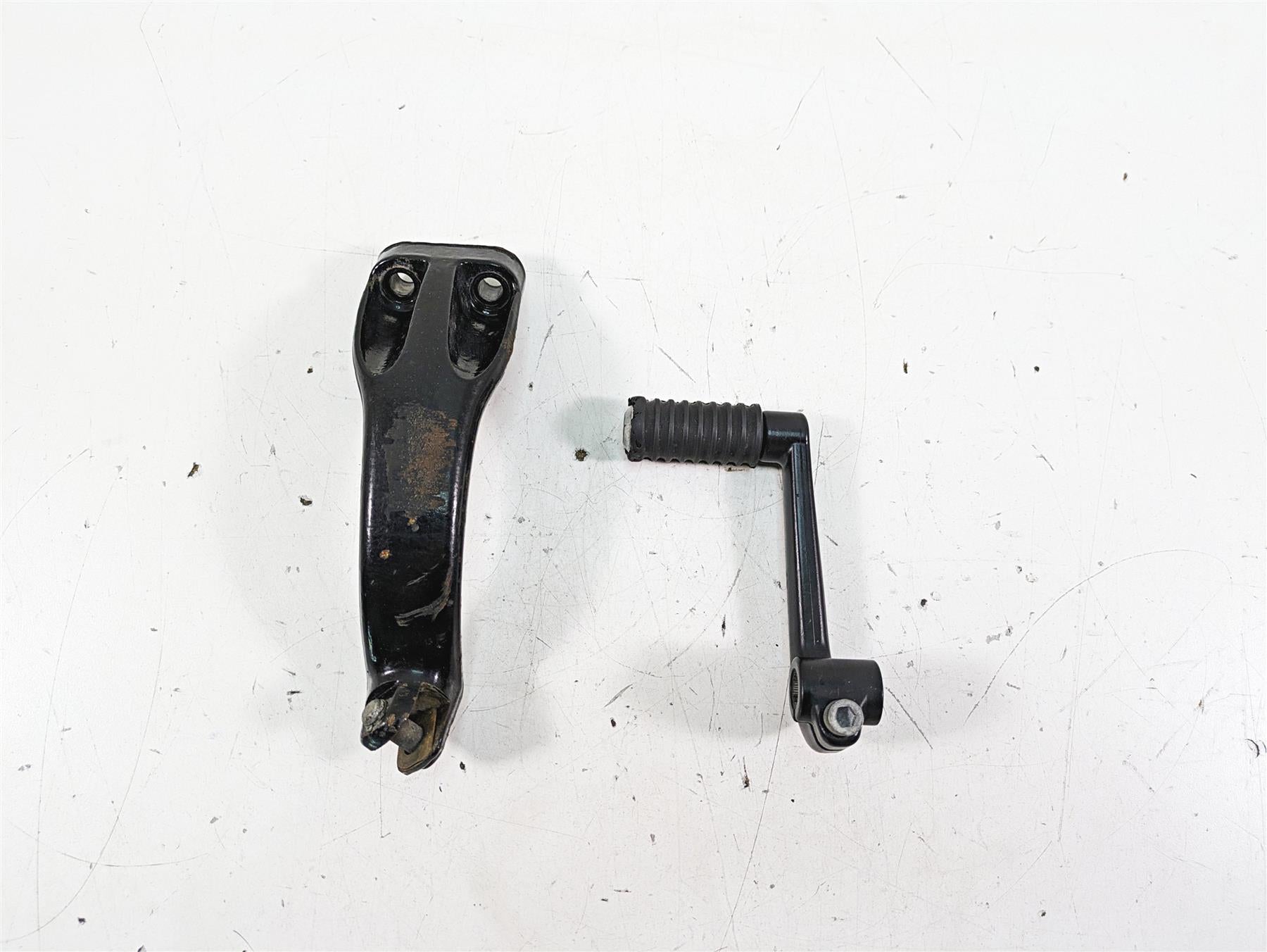 2019 Harley XL883N Sportster Iron Front Left Mid Footpeg Mount Shifter 34721-07 {{ shop.shopifyCountryName }} - Mototech271