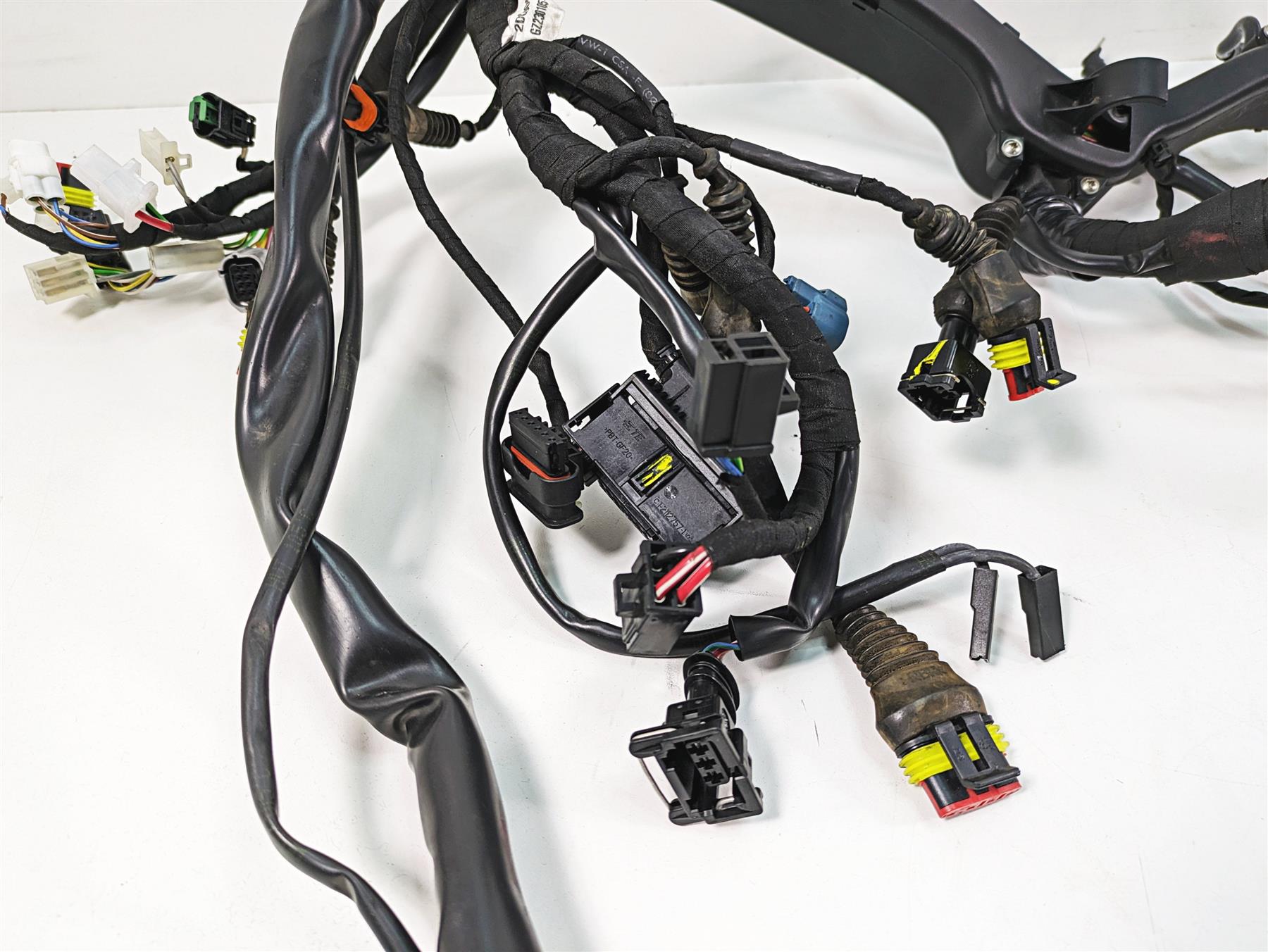 2020 Moto Guzzi V85 TT Adventure Main Wiring Harness Loom - No Cuts 2D000444 {{ shop.shopifyCountryName }} - Mototech271