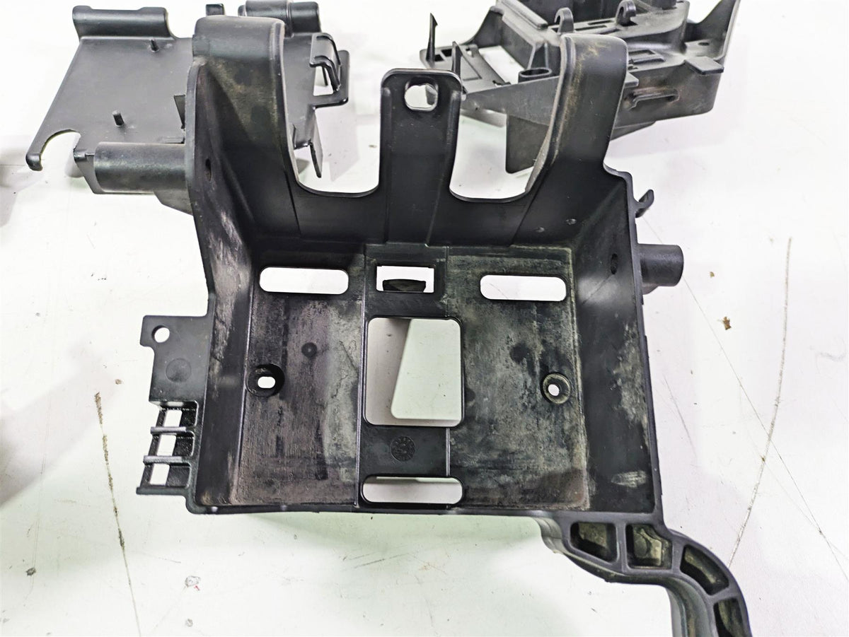 2008 Harley Touring FLHTP Electra Glide Electrical Wiring Holder Set 70344-08 {{ shop.shopifyCountryName }} - Mototech271