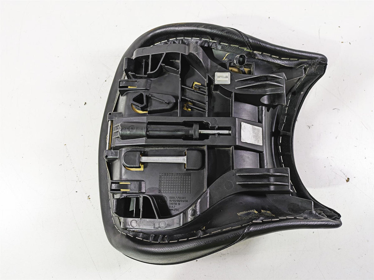 2014 BMW R1200 RT RTW K52 Front Heated Seat Saddle 52538544784 {{ shop.shopifyCountryName }} - Mototech271