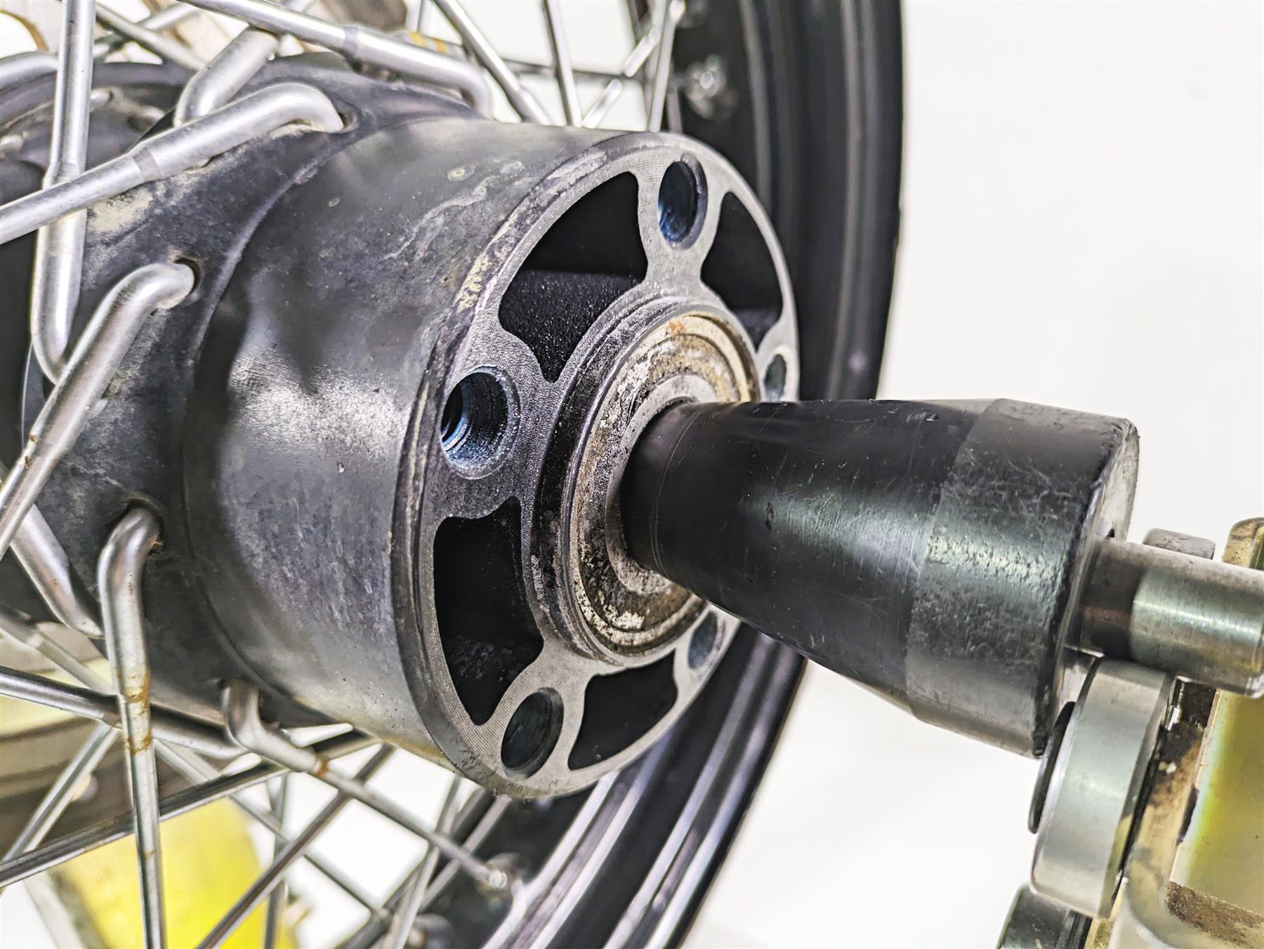 2021 Harley Softail FLSL Slim 16x3 Rear Wheel Spoke Rim - Read 55109-12 {{ shop.shopifyCountryName }} - Mototech271