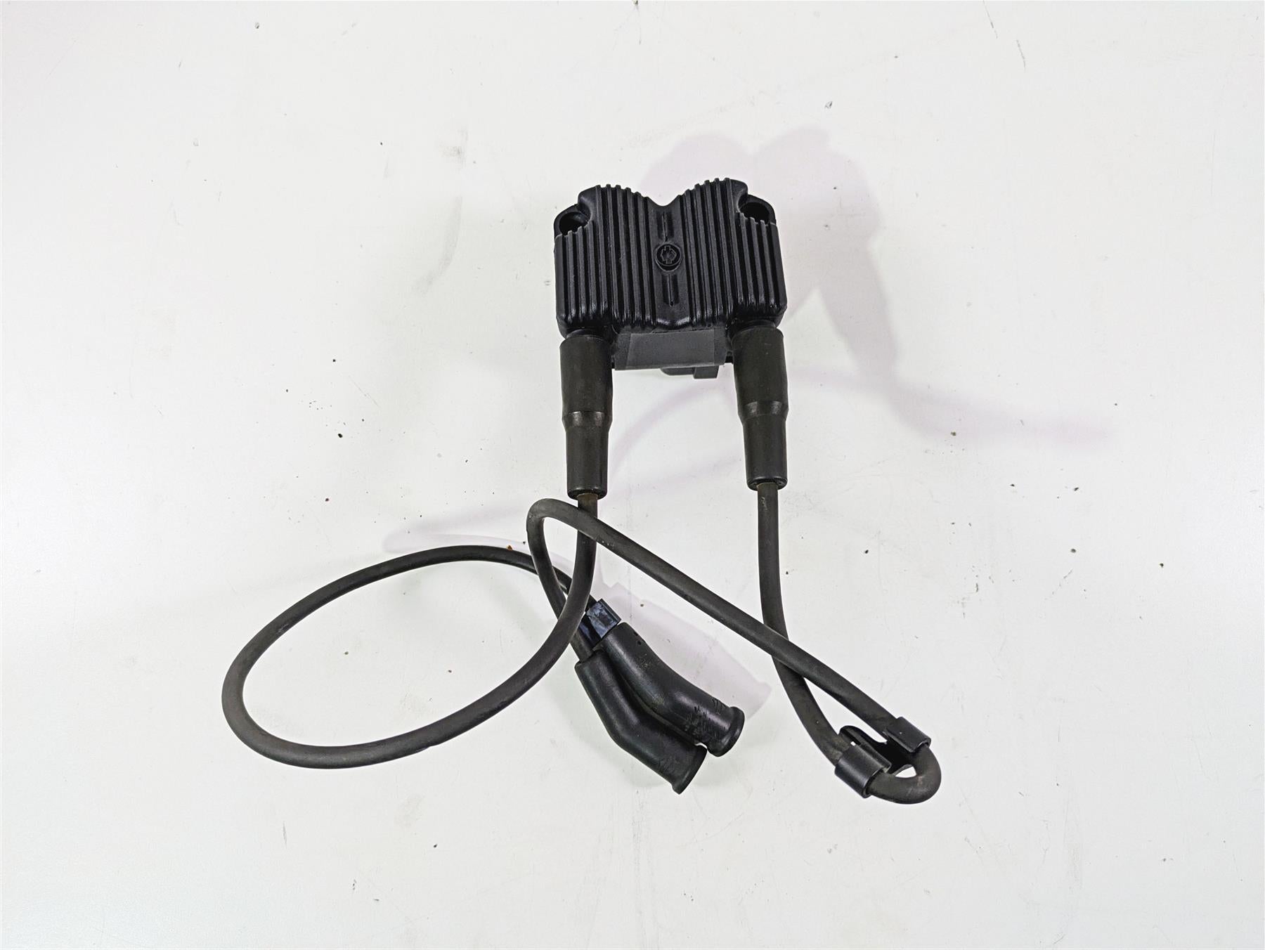 2007 Harley Touring FLHRSE CVO Road King Ignition Coil + Plugs Set 31743-01 {{ shop.shopifyCountryName }} - Mototech271