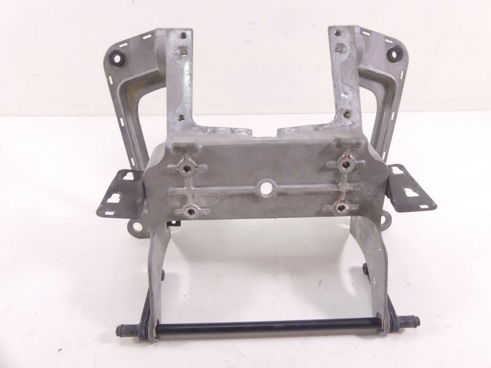 2010 Victory Vision Tour Front Fairing Holder Mounts Stay Bracket Support 513694 {{ shop.shopifyCountryName }} - Mototech271