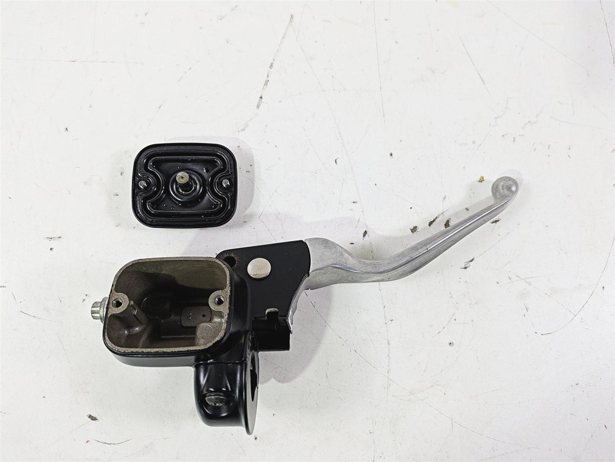 2015 Harley FXDL Dyna Low Rider Front Brake Master Cylinder 11/16 45170-08F {{ shop.shopifyCountryName }} - Mototech271