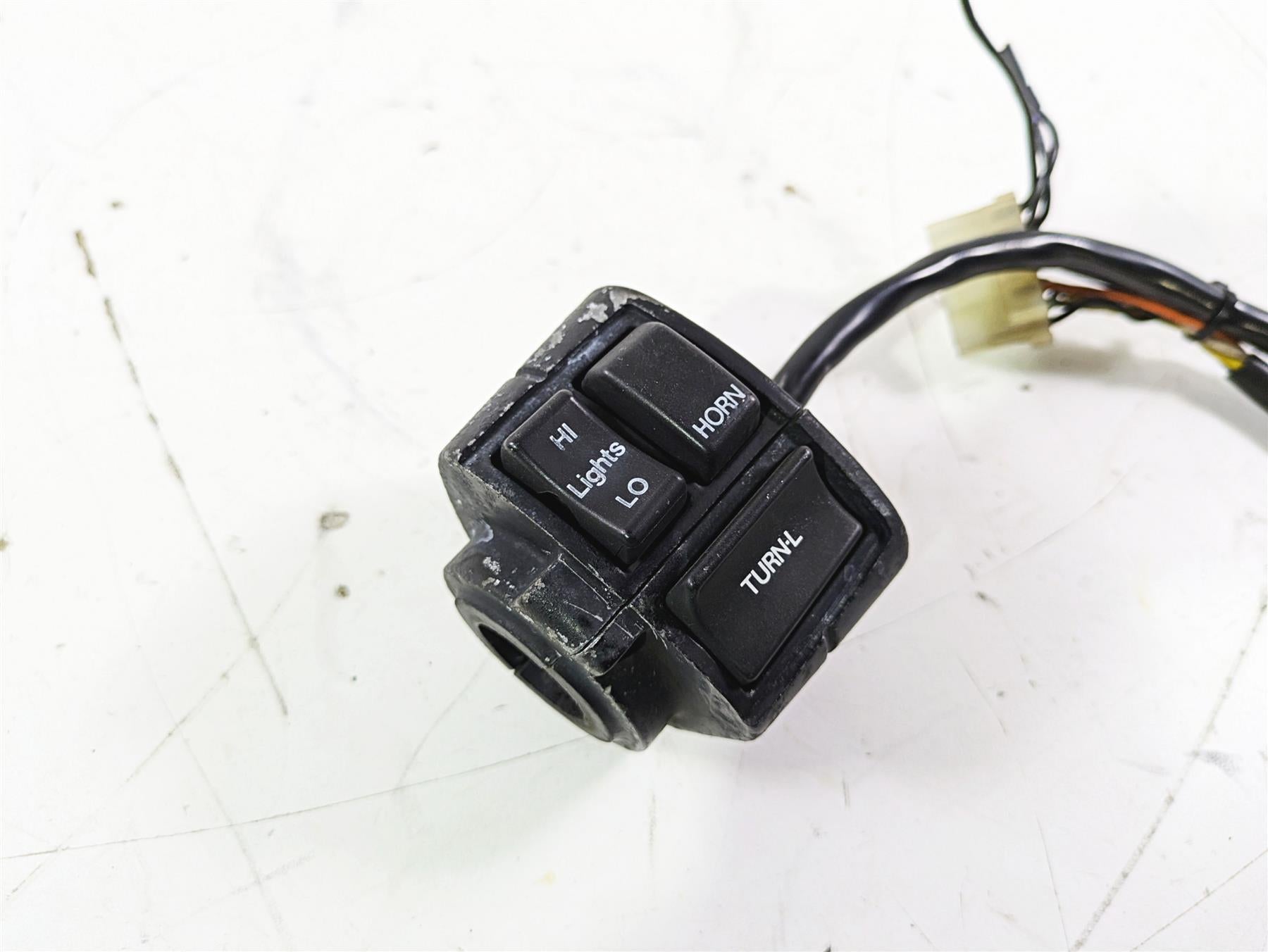 1992 Harley FLSTC Softail Heritage Left Hand Control Switch - Read 70218-87A {{ shop.shopifyCountryName }} - Mototech271