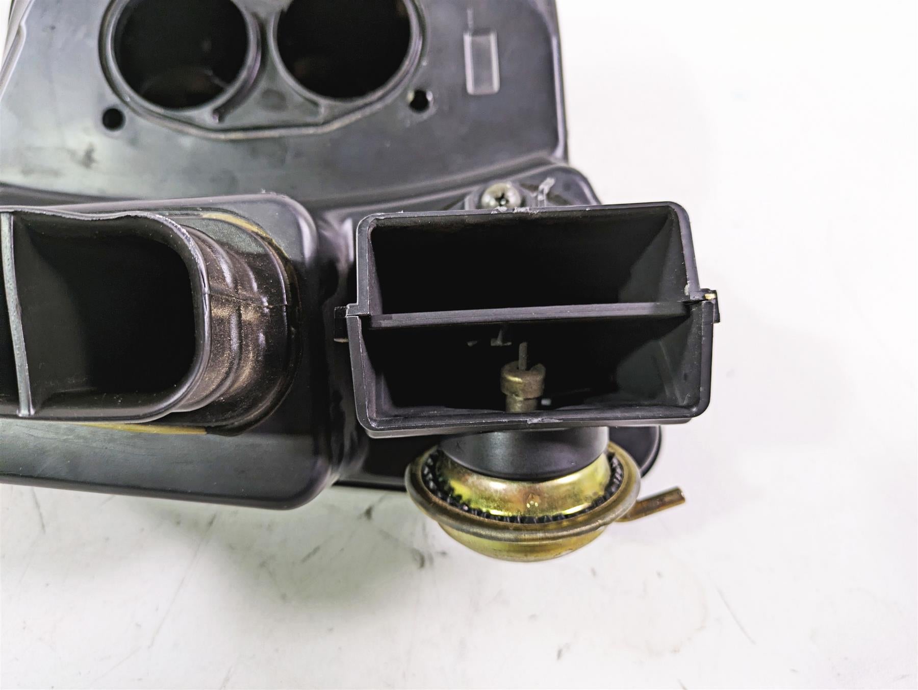 2002 Honda VTX1800 Retro Air Cleaner Breather Box & Cover 17221-MCH-000 {{ shop.shopifyCountryName }} - Mototech271