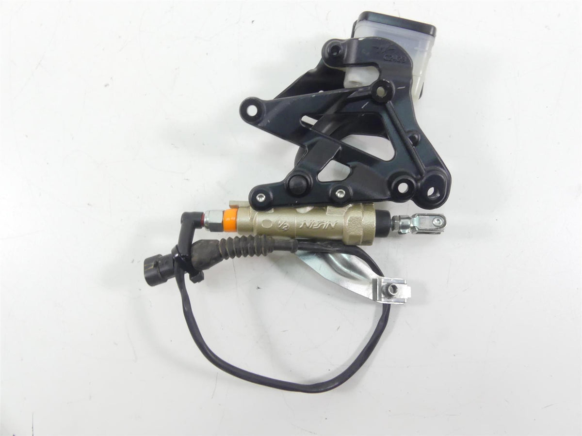 2018 Mv Agusta Brutale 800 RR Rear Brake Master Cylinder 12.7Mm 1/2" 8000C2438 {{ shop.shopifyCountryName }} - Mototech271