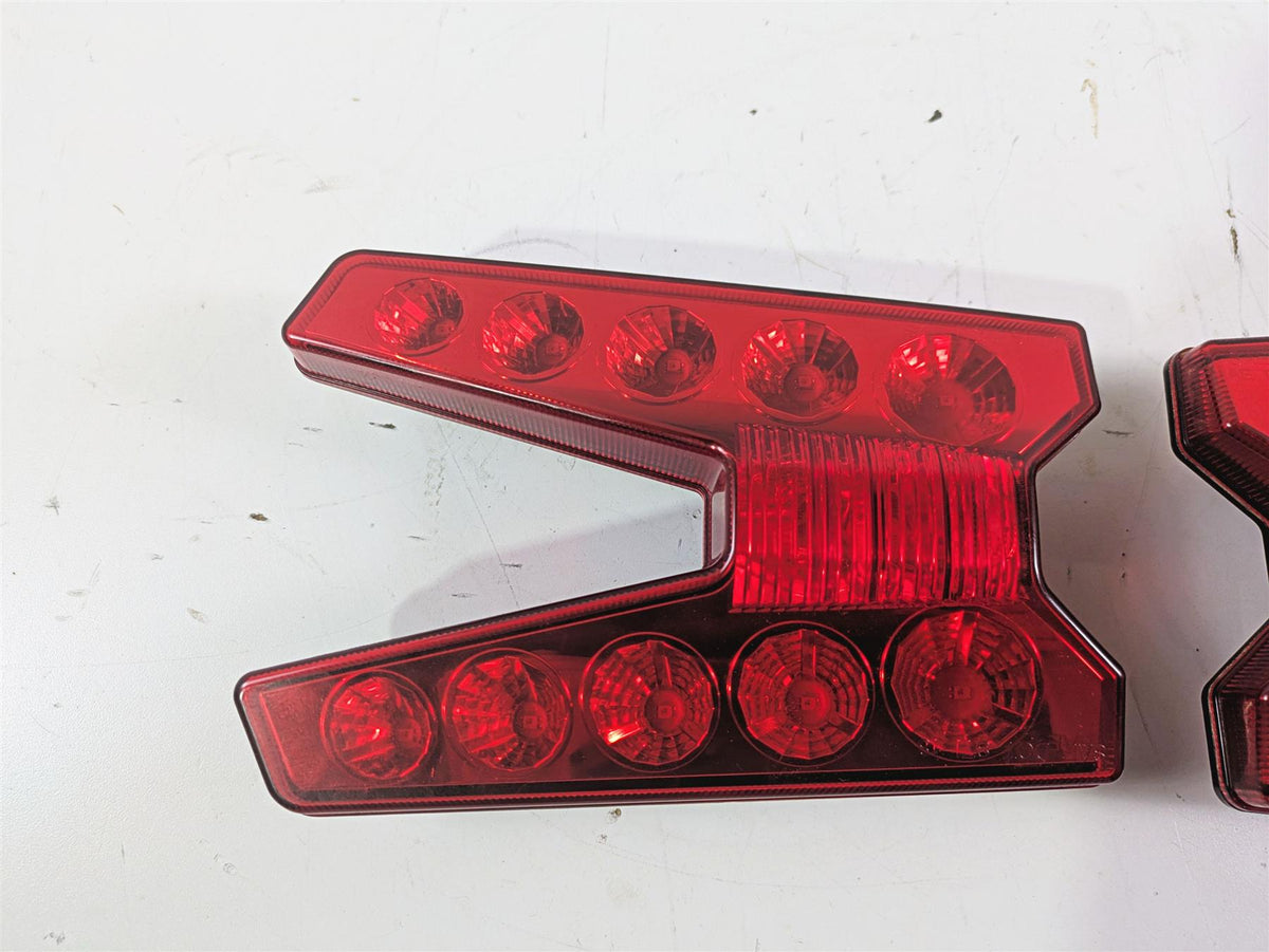2021 Kawasaki Teryx KRX KRF 1000 Taillight Tail Light Lamp Set 23024-0005 {{ shop.shopifyCountryName }} - Mototech271