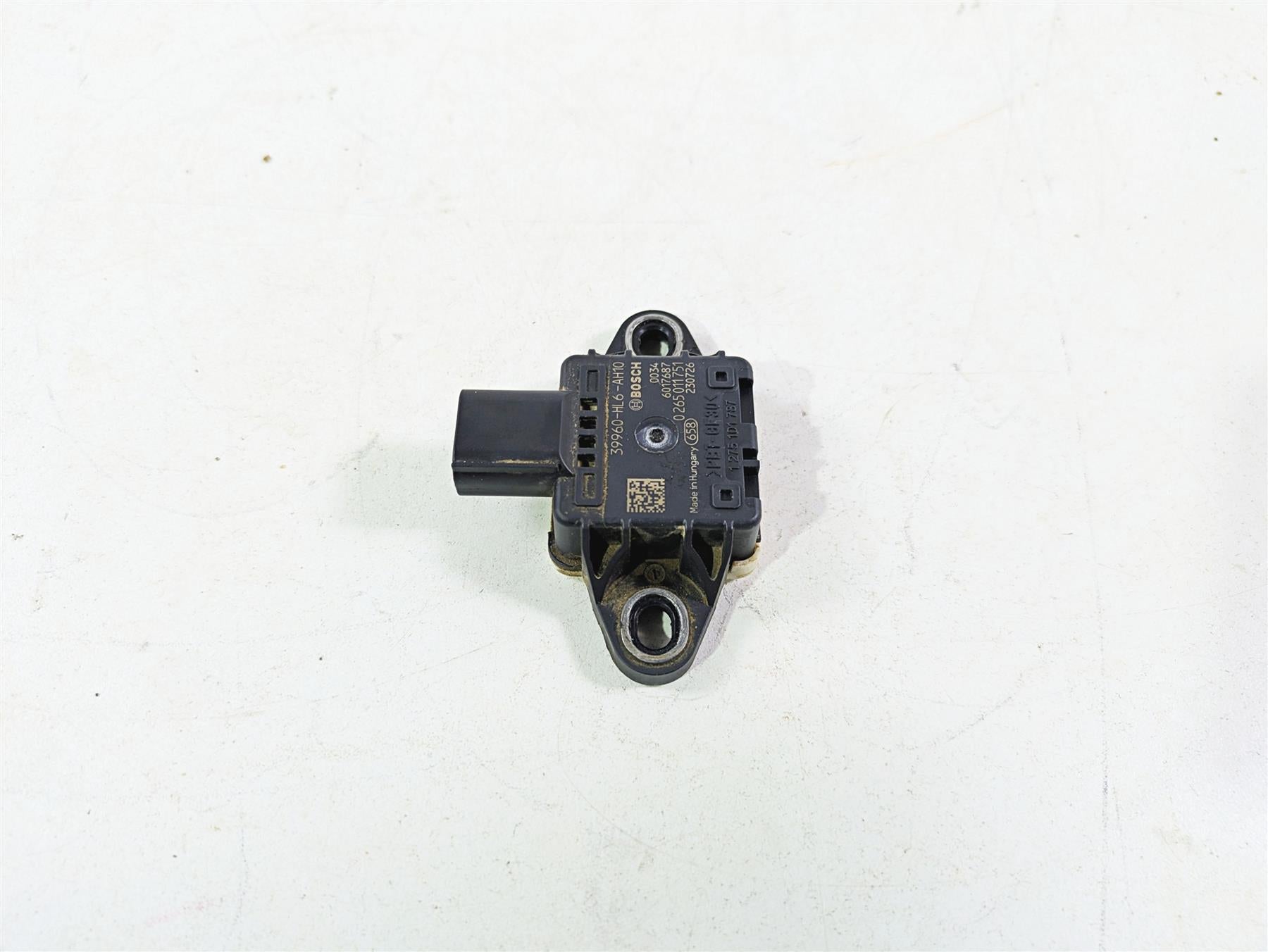 2023 Honda Talon SXS1000 S2R Bosch Speed Sensor Module 39960-HL6-AH10 {{ shop.shopifyCountryName }} - Mototech271