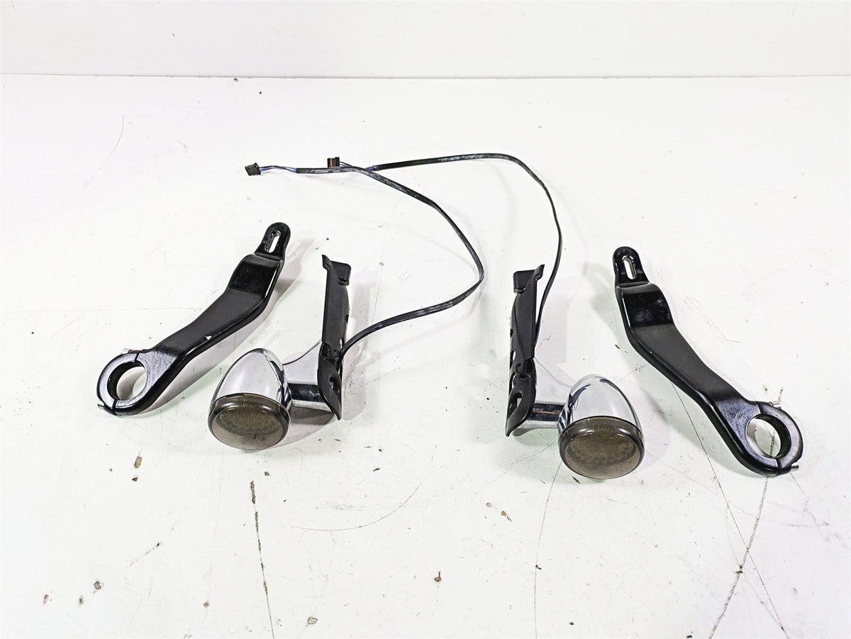 2016 Harley Touring FLTRX Road Glide Front Blinker Turn Signal & Mounts 67800512 {{ shop.shopifyCountryName }} - Mototech271