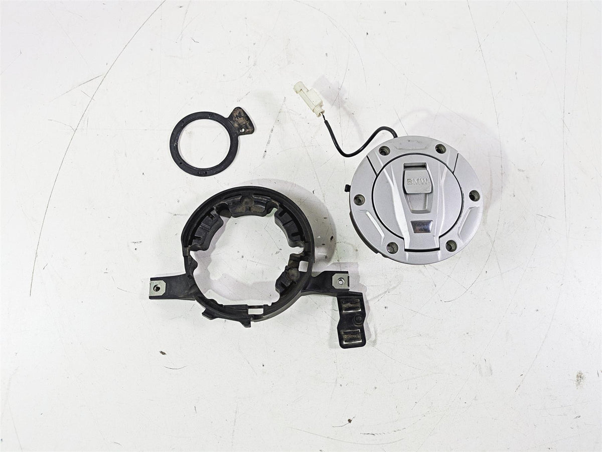 2015 BMW K1600 GT K48 Keyless Fuel Gas Tank Lid Cap Inlet 16118549495 {{ shop.shopifyCountryName }} - Mototech271