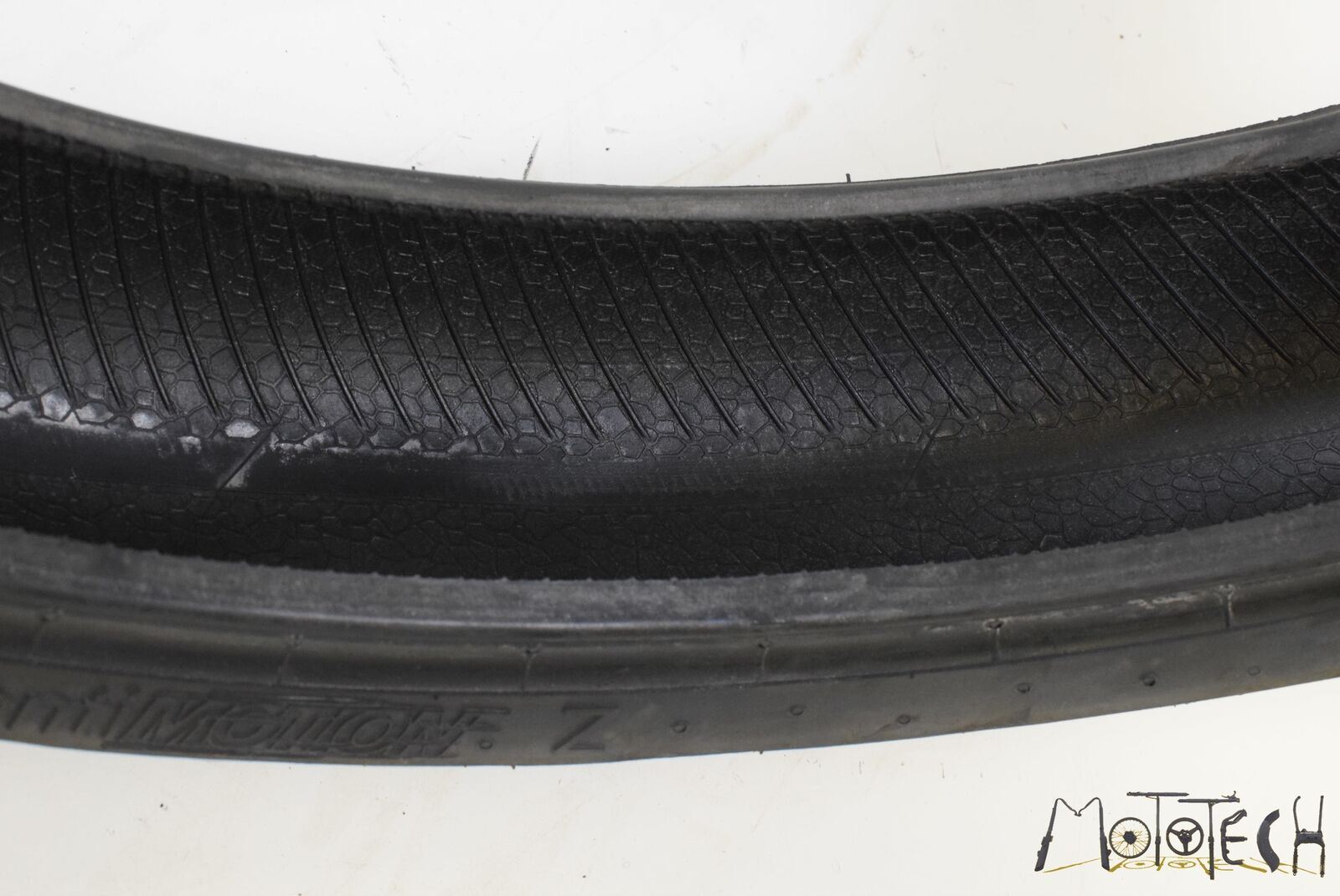 USED Front Tire CONTINENTAL Contimotion Z 120/70-17 DOT4117 96180 {{ shop.shopifyCountryName }} - Mototech271