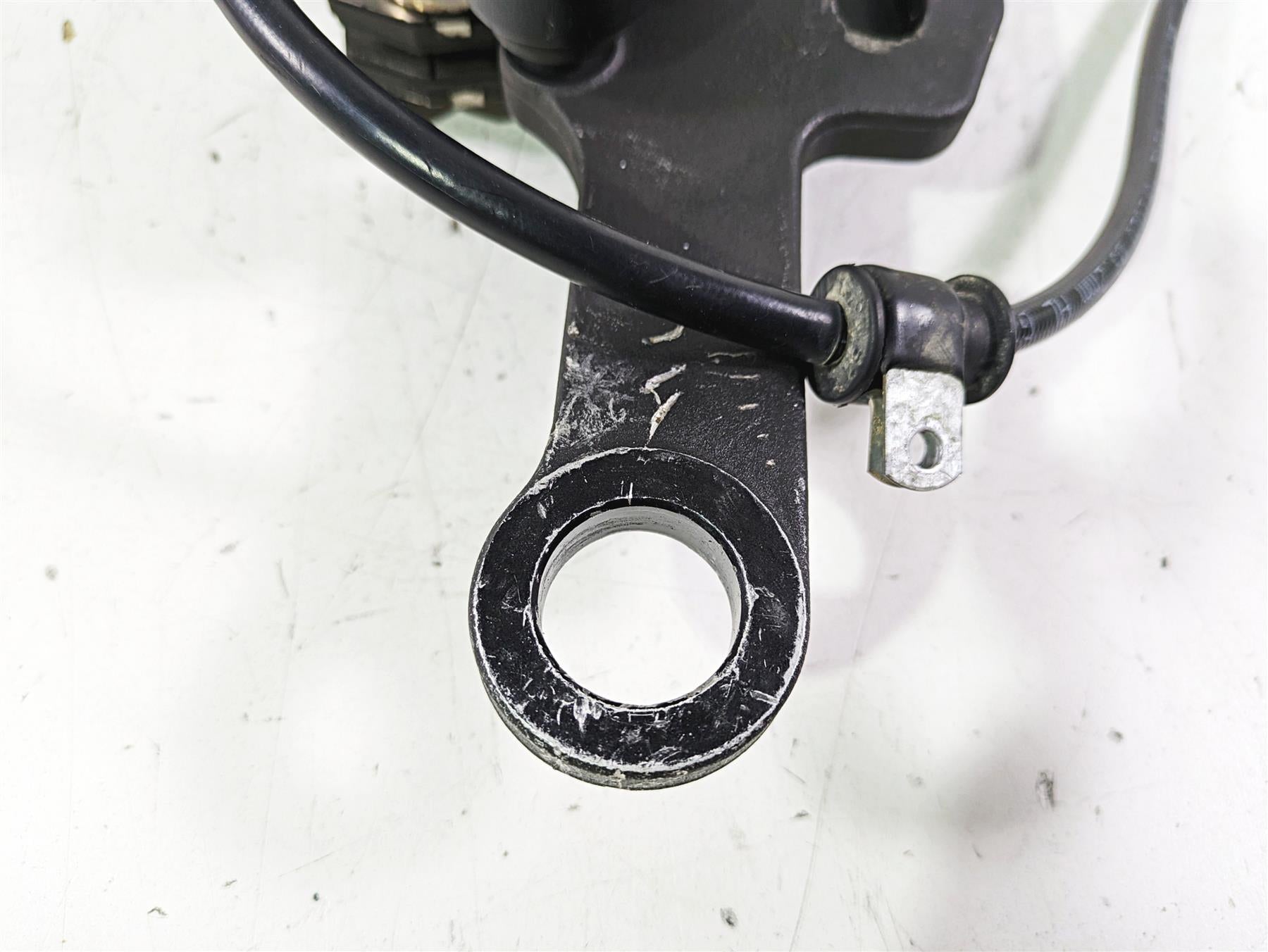 2021 Harley Softail FLSL Slim Rear Brake Caliper & Bracket 41300192 {{ shop.shopifyCountryName }} - Mototech271