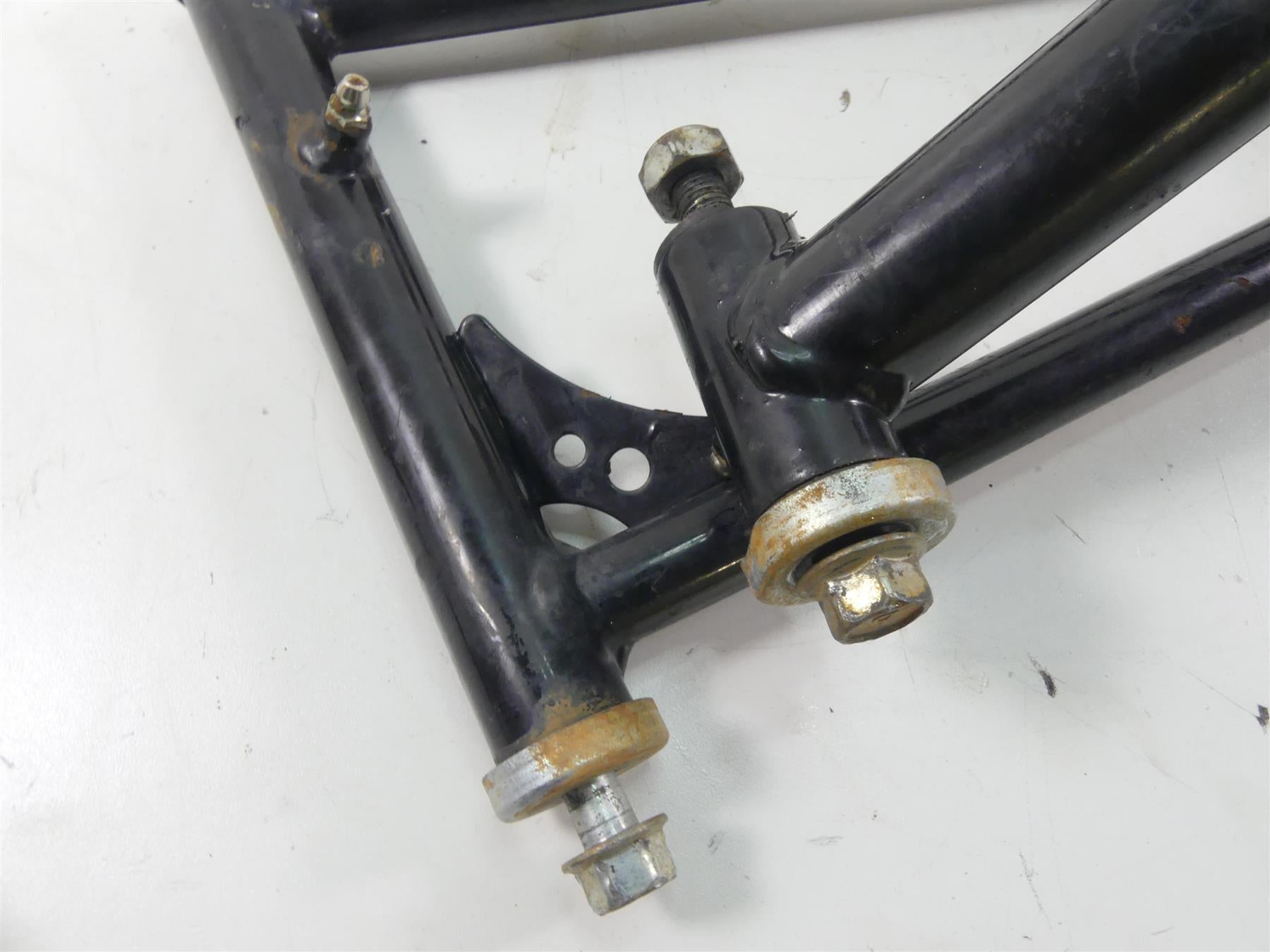 2020 Yamaha YFM 700 Raptor Front Right Knee Assembly Control Arm 1S3-23502-01-00 {{ shop.shopifyCountryName }} - Mototech271