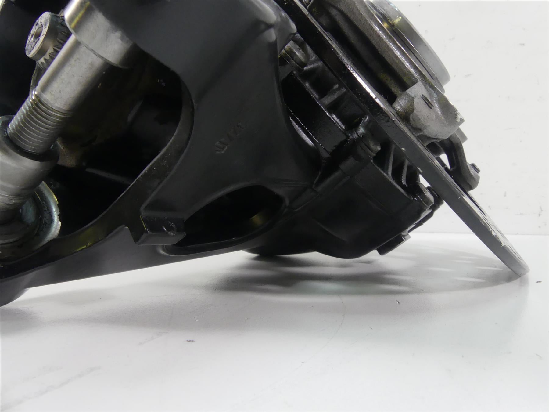 2017 BMW RnineT Racer K32 Rear Differential Bevel Gear Box 32/11 33118405267 {{ shop.shopifyCountryName }} - Mototech271