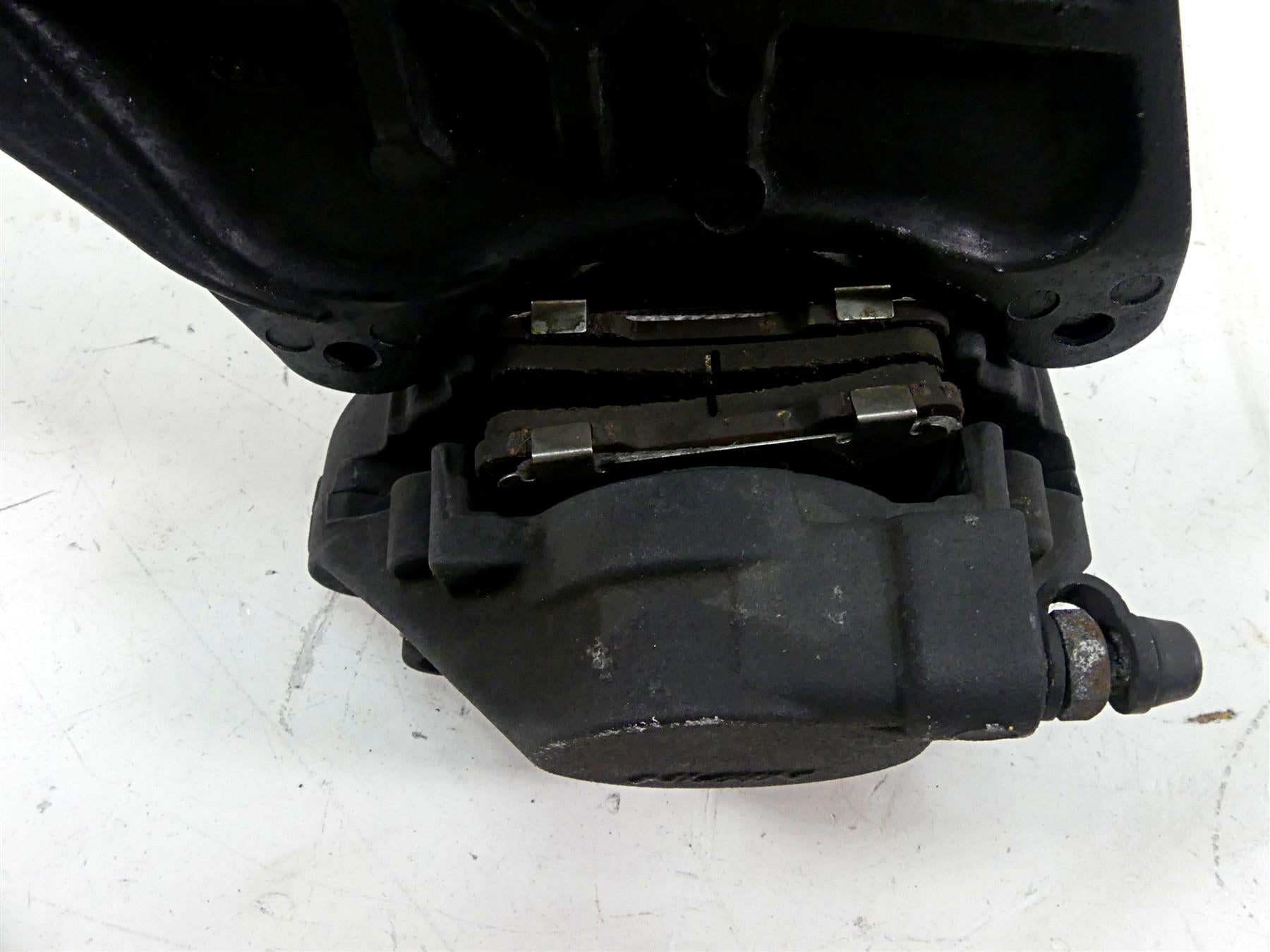 2010 Kawasaki ZX1400 ZX14 R Ninja Rear Brake Caliper Bracket Set 43080-0040-DJ {{ shop.shopifyCountryName }} - Mototech271