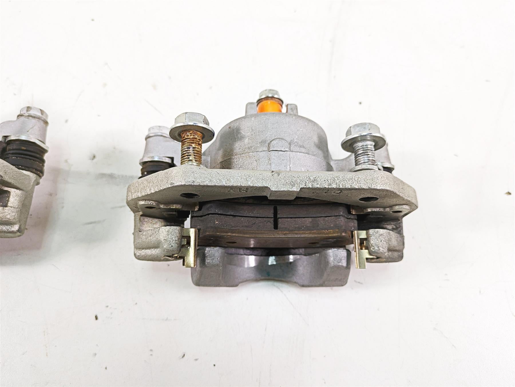 2021 CFMoto Zforce 500 Trail Front Brake Caliper Set 7020-081040-10000 {{ shop.shopifyCountryName }} - Mototech271