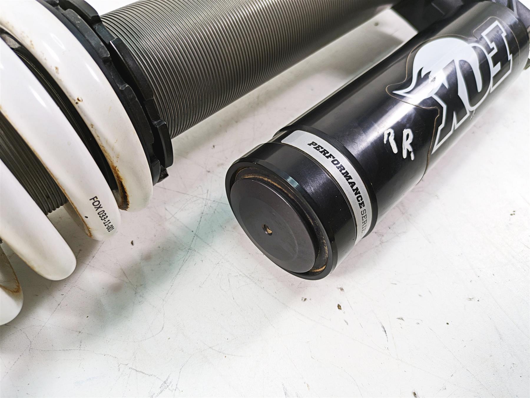 2018 Yamaha YXZ1000R EPS SS Fox Performance Right Rear Shock Damper 2HC-F2210-01 {{ shop.shopifyCountryName }} - Mototech271