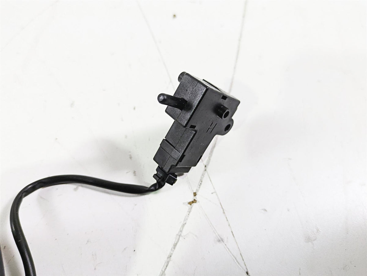 2019 Triumph Speed Triple RS 1050 Left Hand Control Switch READ T2044780 {{ shop.shopifyCountryName }} - Mototech271