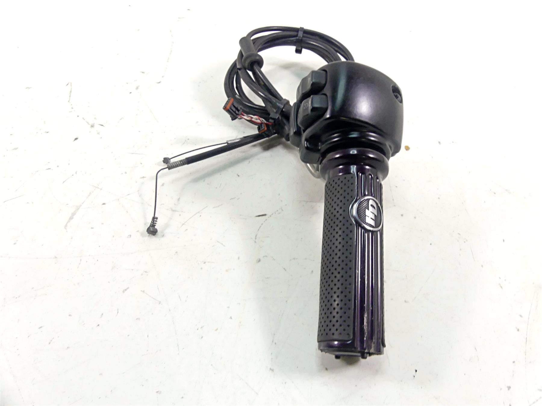 2013 Harley Softail FLSTFB Fat Boy Lo Right Hand Control Switch -Read 72954-11 {{ shop.shopifyCountryName }} - Mototech271