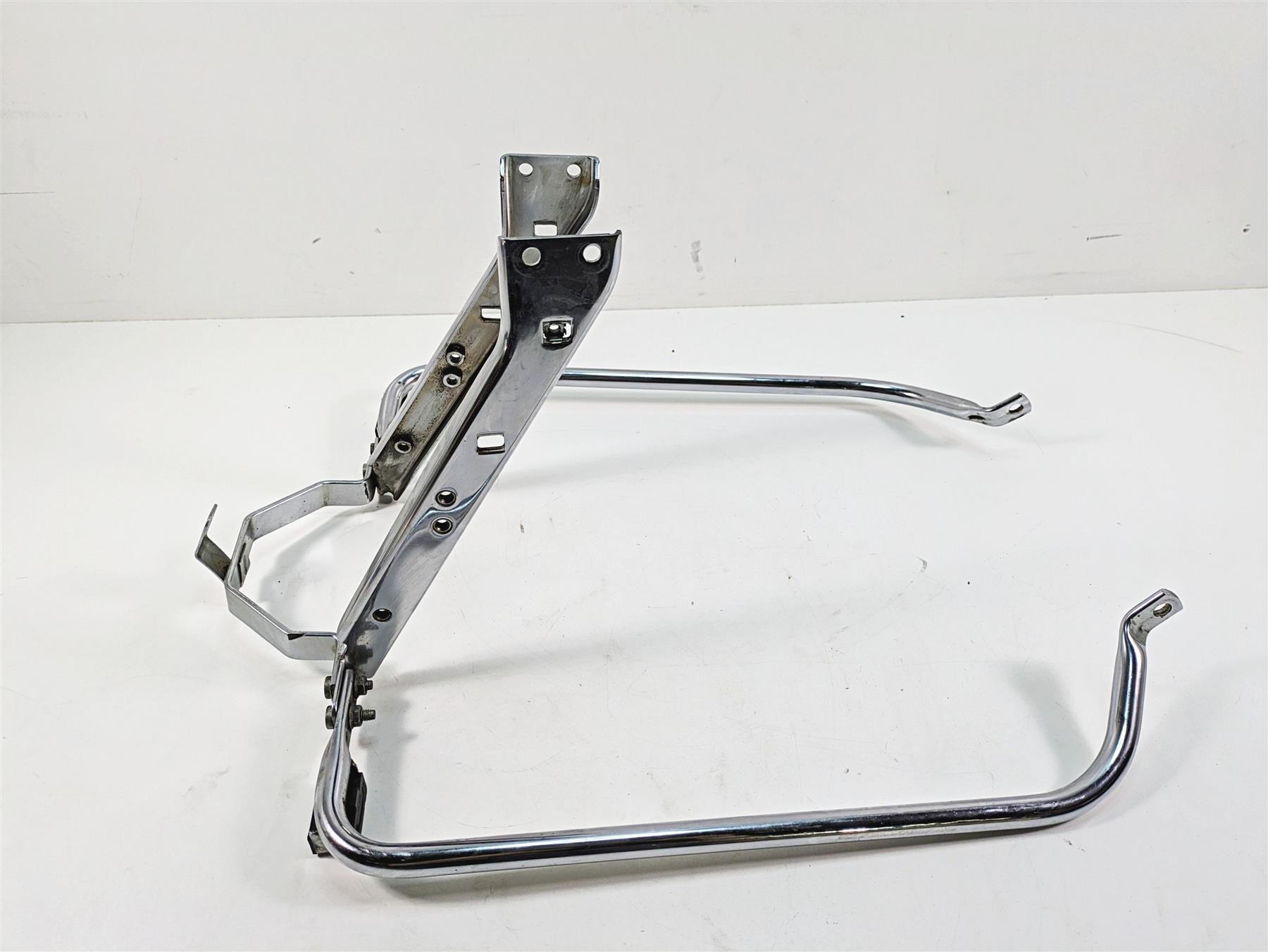 2006 Harley Touring FLHXI Street Glide Saddlebag Mount Bracket Set 90720-79C {{ shop.shopifyCountryName }} - Mototech271