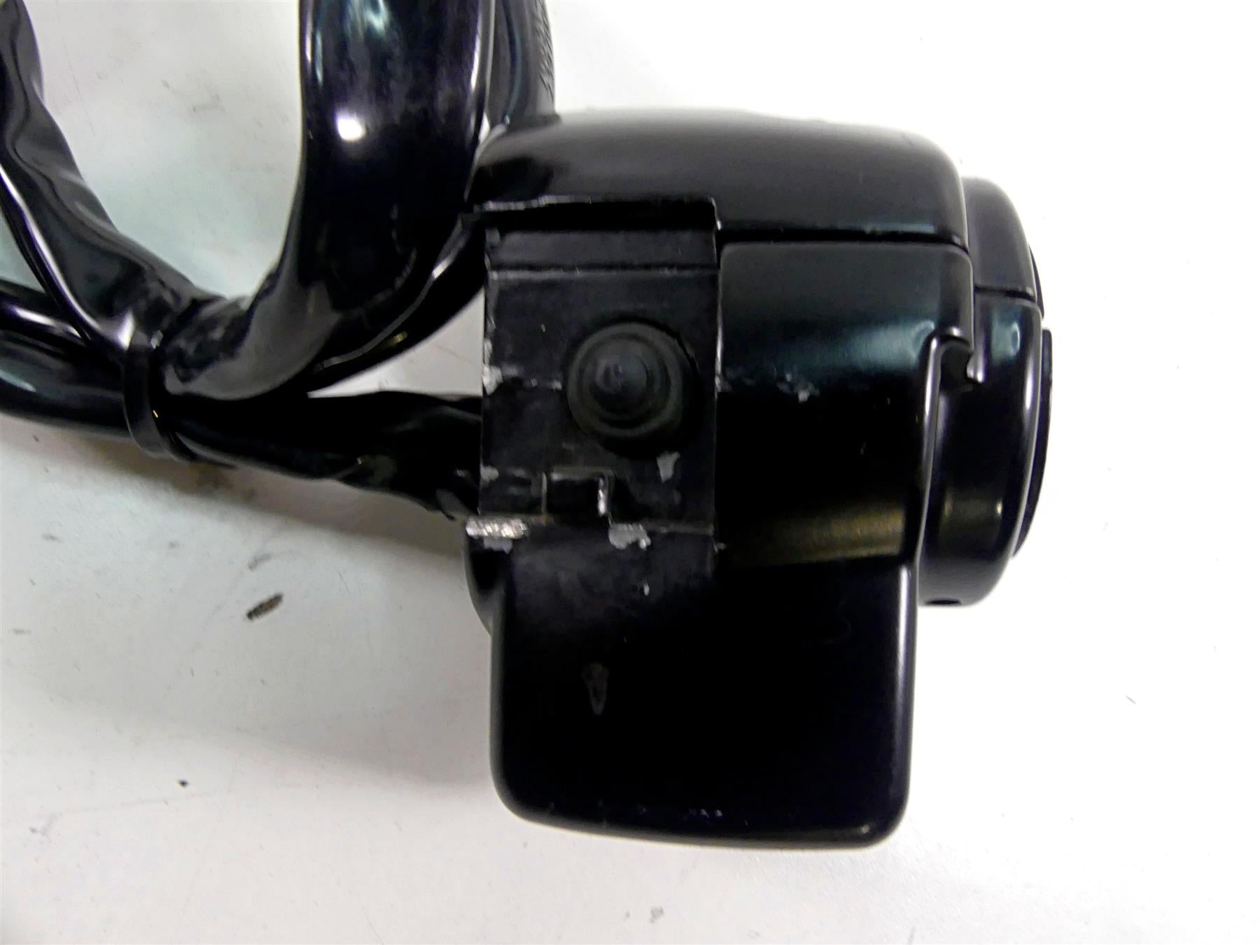 2008 Harley Touring FLHX Street Glide Left Hand Control Switch -Read 71558-96A {{ shop.shopifyCountryName }} - Mototech271