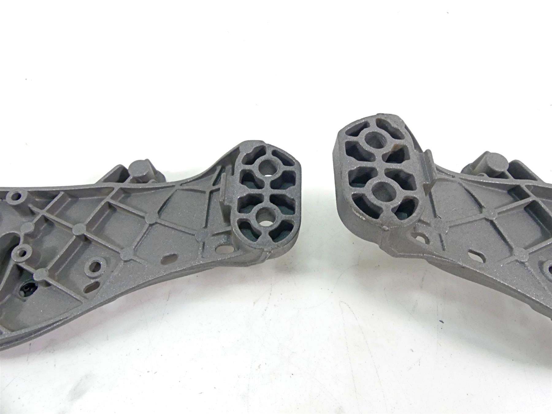 2016 BMW R1200GS Adv K51 Front Left Right Side Stay Set 46638528673 46638528674 {{ shop.shopifyCountryName }} - Mototech271