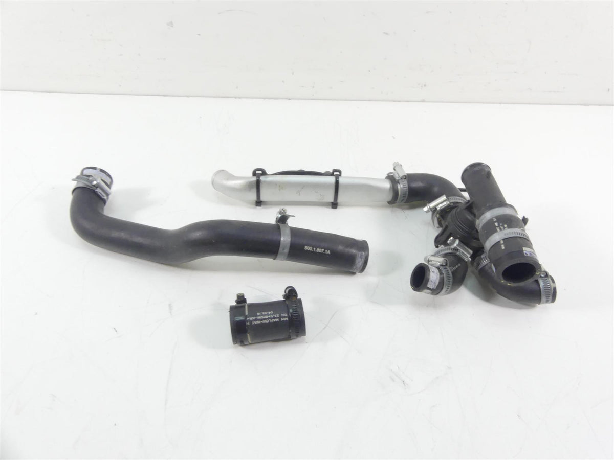 2018 Ducati Panigale 1100 V4 S Water Coolant Hoses Thermostat 55320161A {{ shop.shopifyCountryName }} - Mototech271