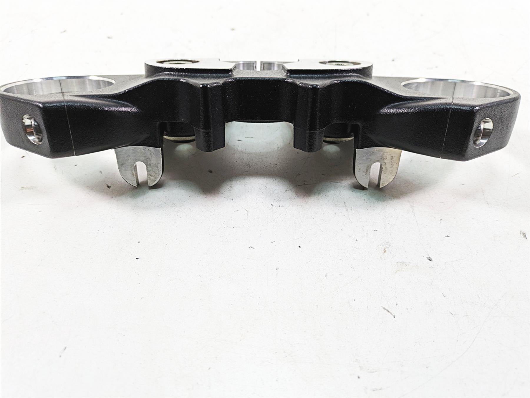 2020 Ducati Scrambler 1100 Sport Pro Upper Triple Tree Steering Clamp 34111571AA {{ shop.shopifyCountryName }} - Mototech271