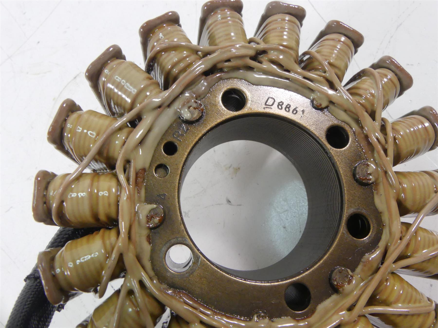 2015 Ducati Diavel Carbon Red Stator Alternator Generator Magneto 26420461A {{ shop.shopifyCountryName }} - Mototech271