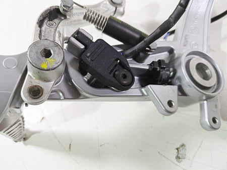 2021 Aprilia RS660 Right Rider Footpeg & Shifter Shift Lever 2B005203 2B006354 {{ shop.shopifyCountryName }} - Mototech271