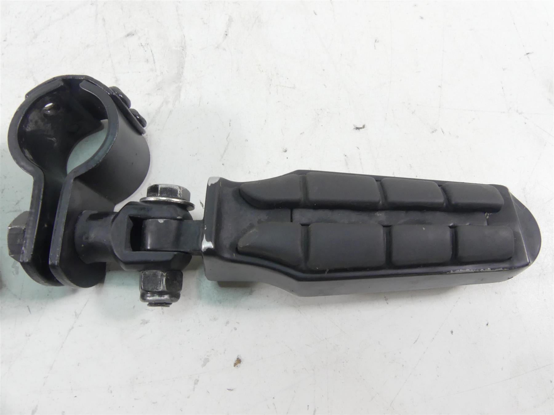 2005 Harley Touring CVO FLHTCSE Electra Glide Aftermarket Highway Foot Rest Peg {{ shop.shopifyCountryName }} - Mototech271