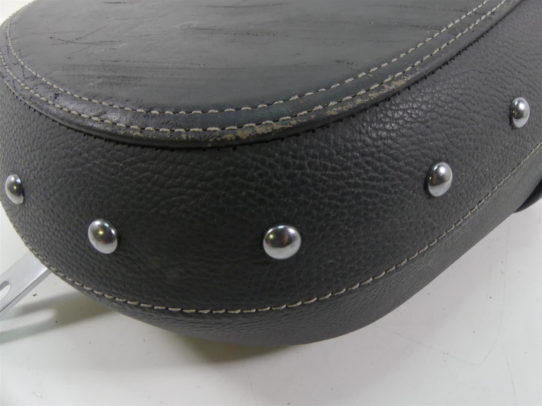 2016 Indian Chieftain Dark Horse Rear Passenger Studded Saddle Seat 2687301-01 {{ shop.shopifyCountryName }} - Mototech271