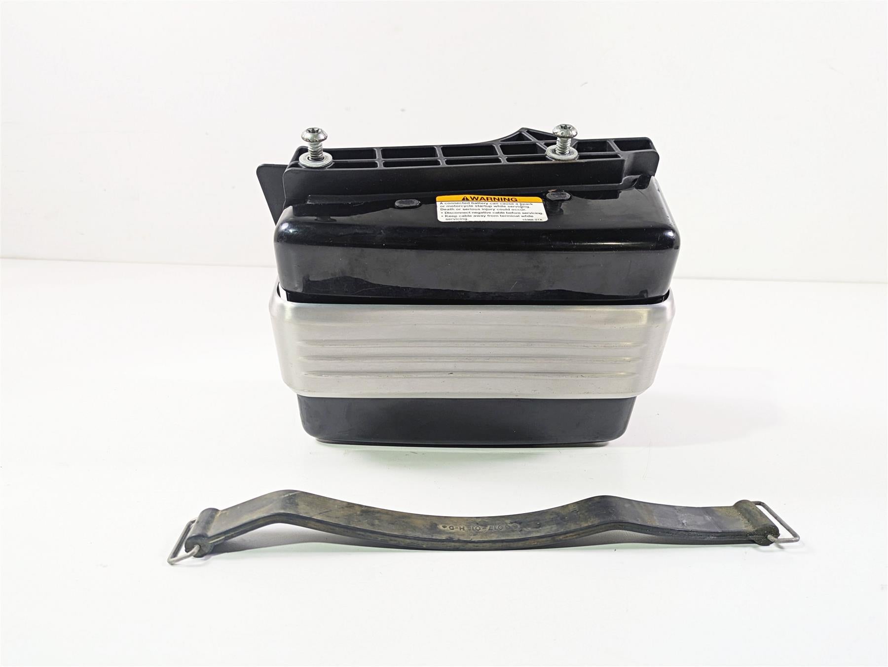 2009 Harley FXDC Dyna Super Glide Battery Tray Stay & Cover - Read 70379-06A