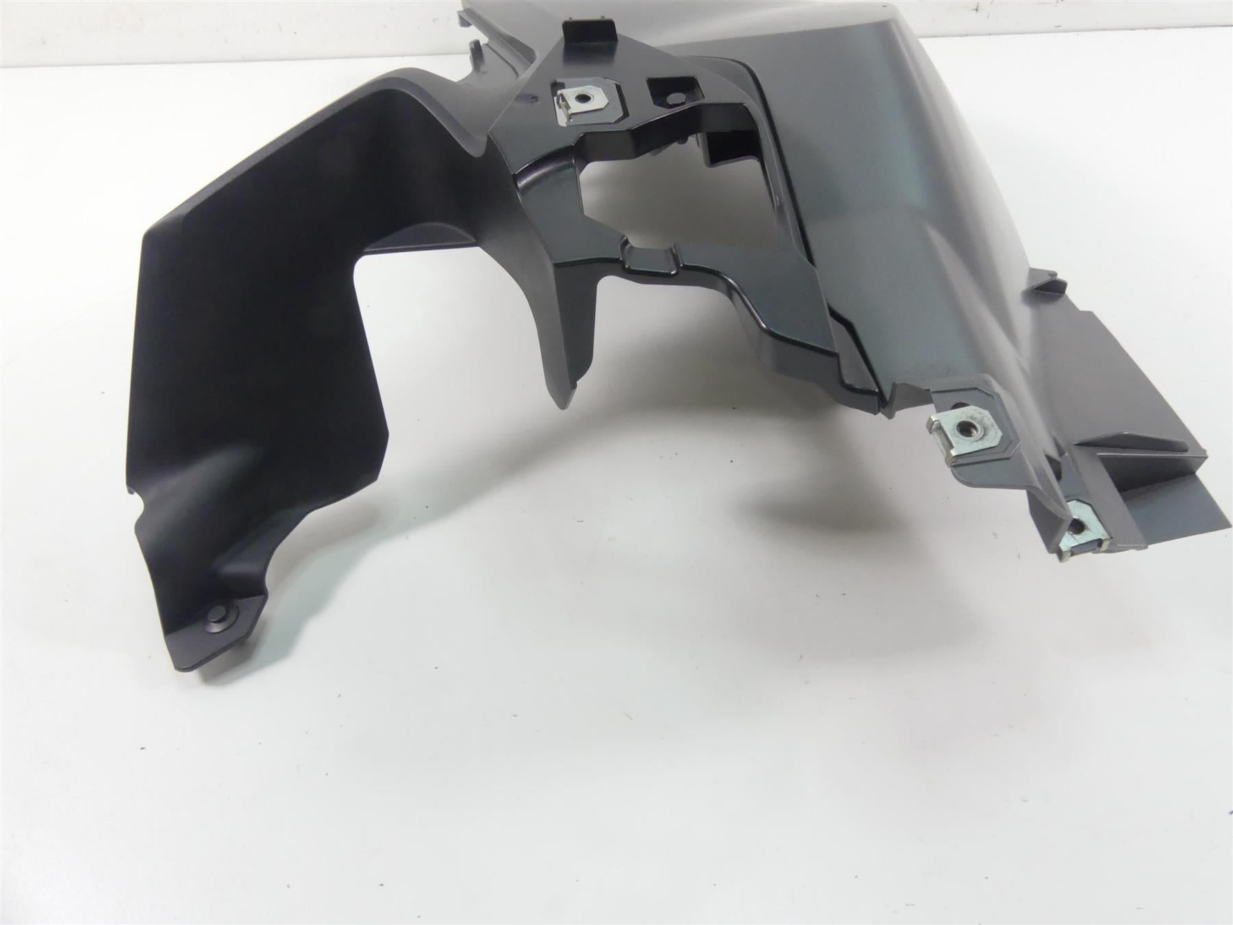 2019 BMW R1250GS K50 Right Main Tank Fairing Cover 46638563502 46638563504 {{ shop.shopifyCountryName }} - Mototech271